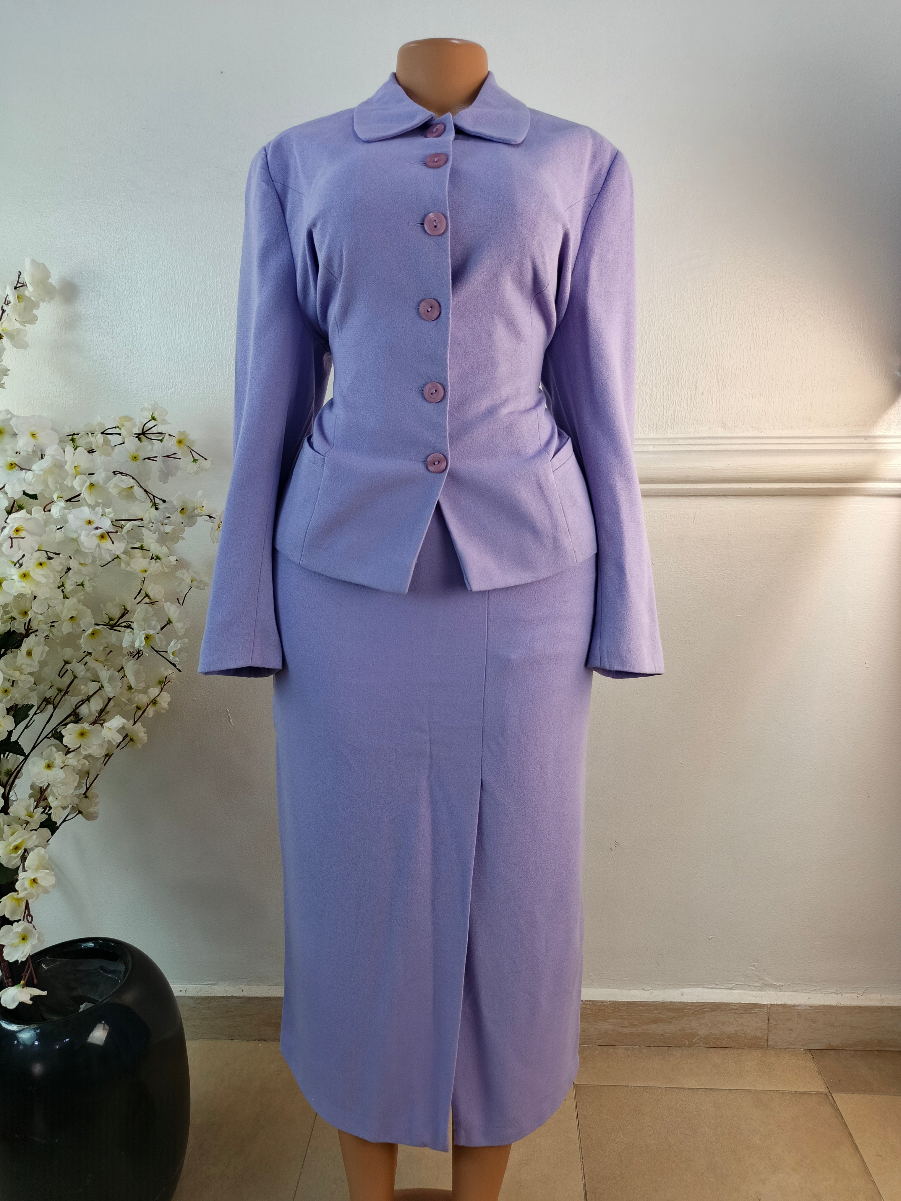 DUNTHEA TORNER COLLECTION UK SIZE 12 [LENGTH SL35, BL25 INCHES, TWO PIECE]