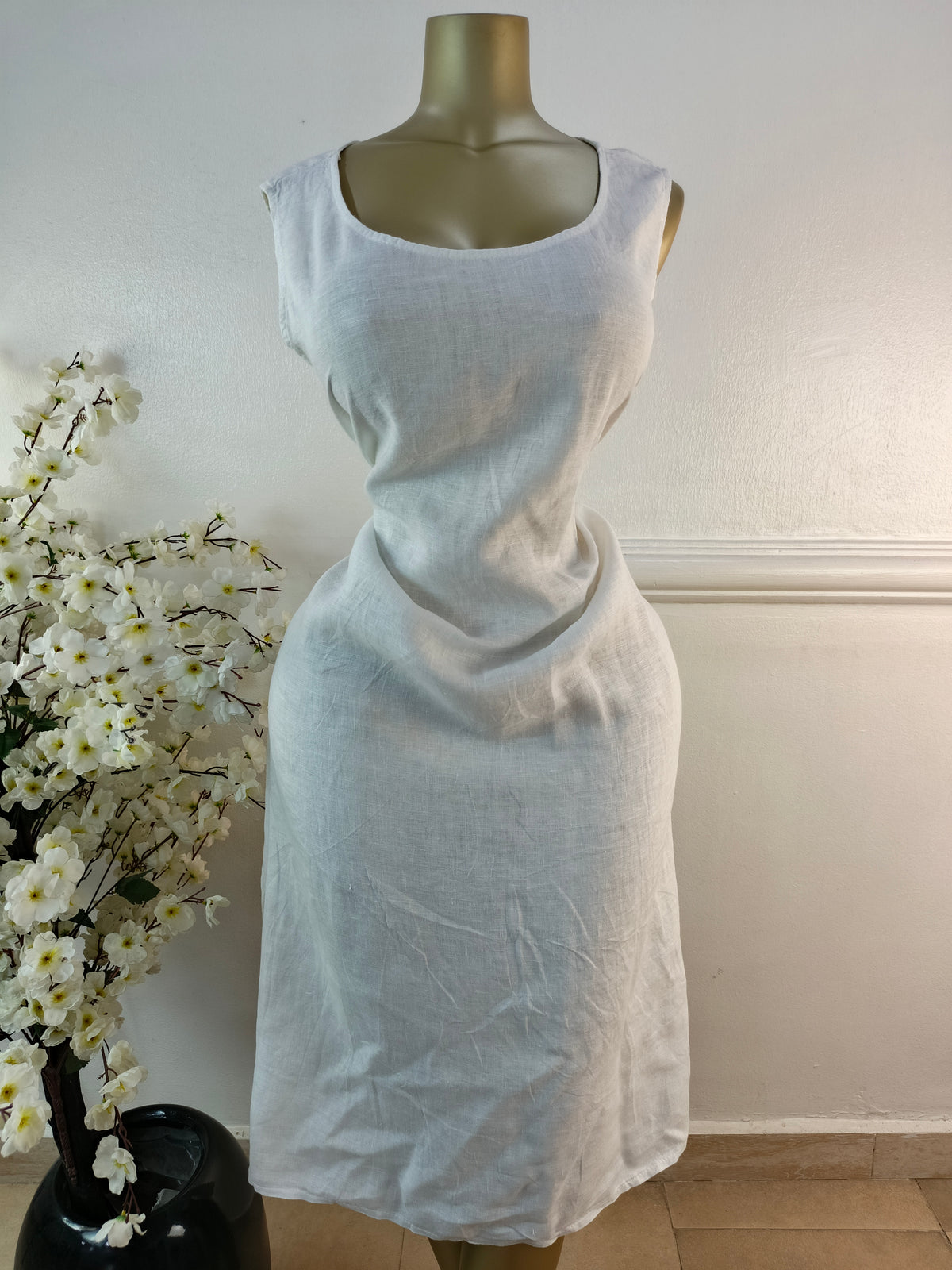 DRESS UK SIZE 16 [LENGTH 49 INCHES]