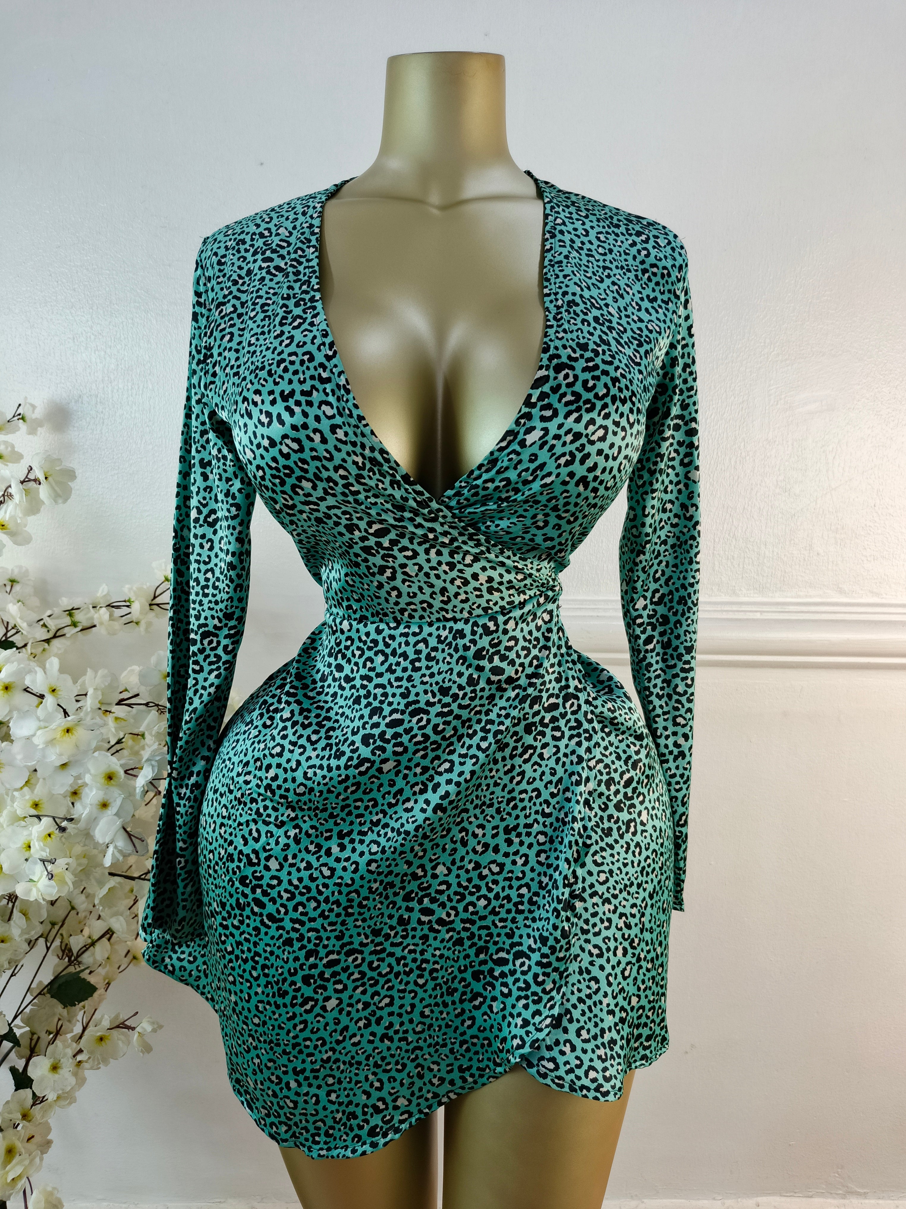 DANCING LEOPARD UK SIZE 10 [LENGTH 34 INCHES]