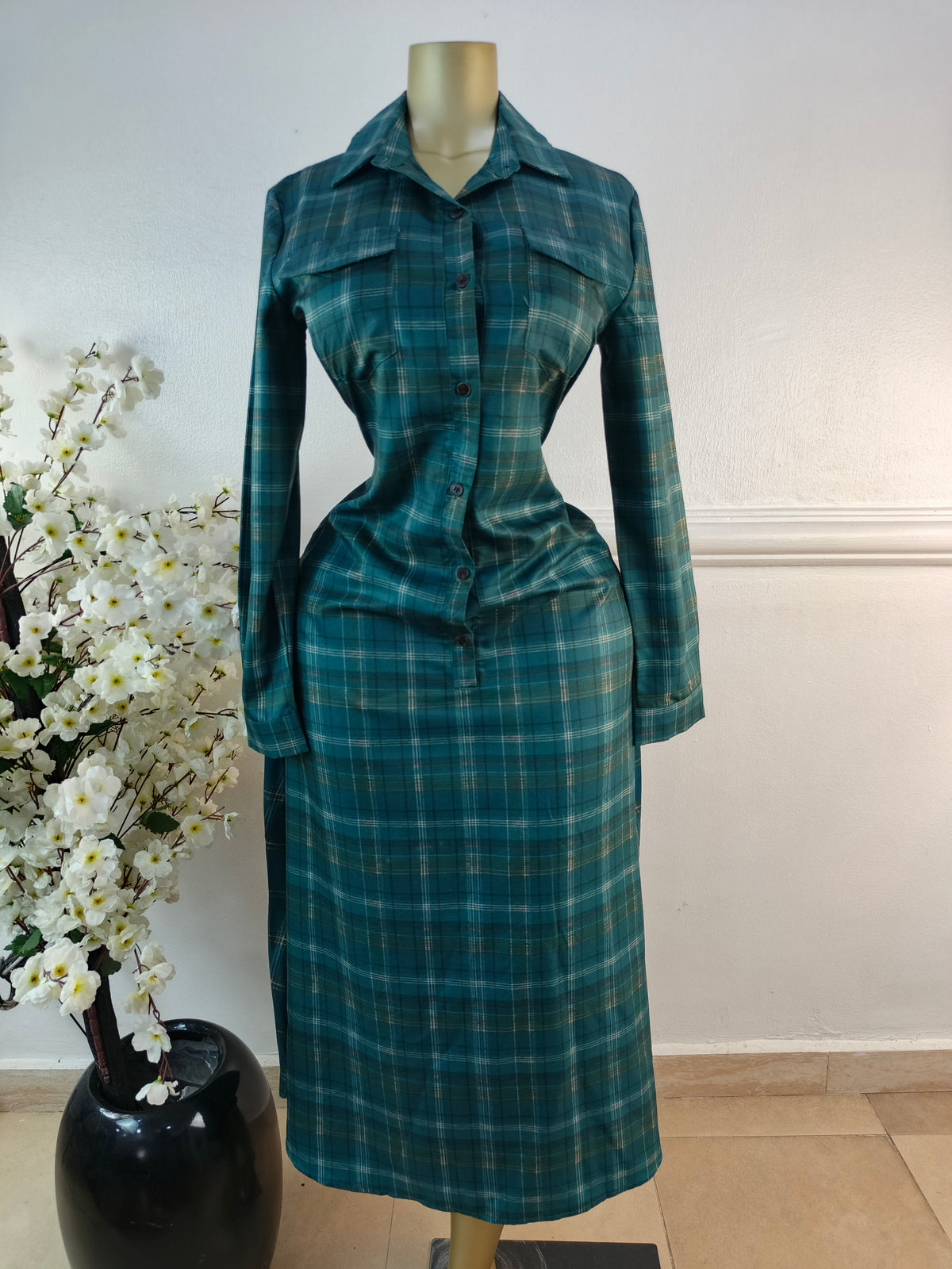 DRESS UK SIZE 10 [LENGTH 53 INCHES]