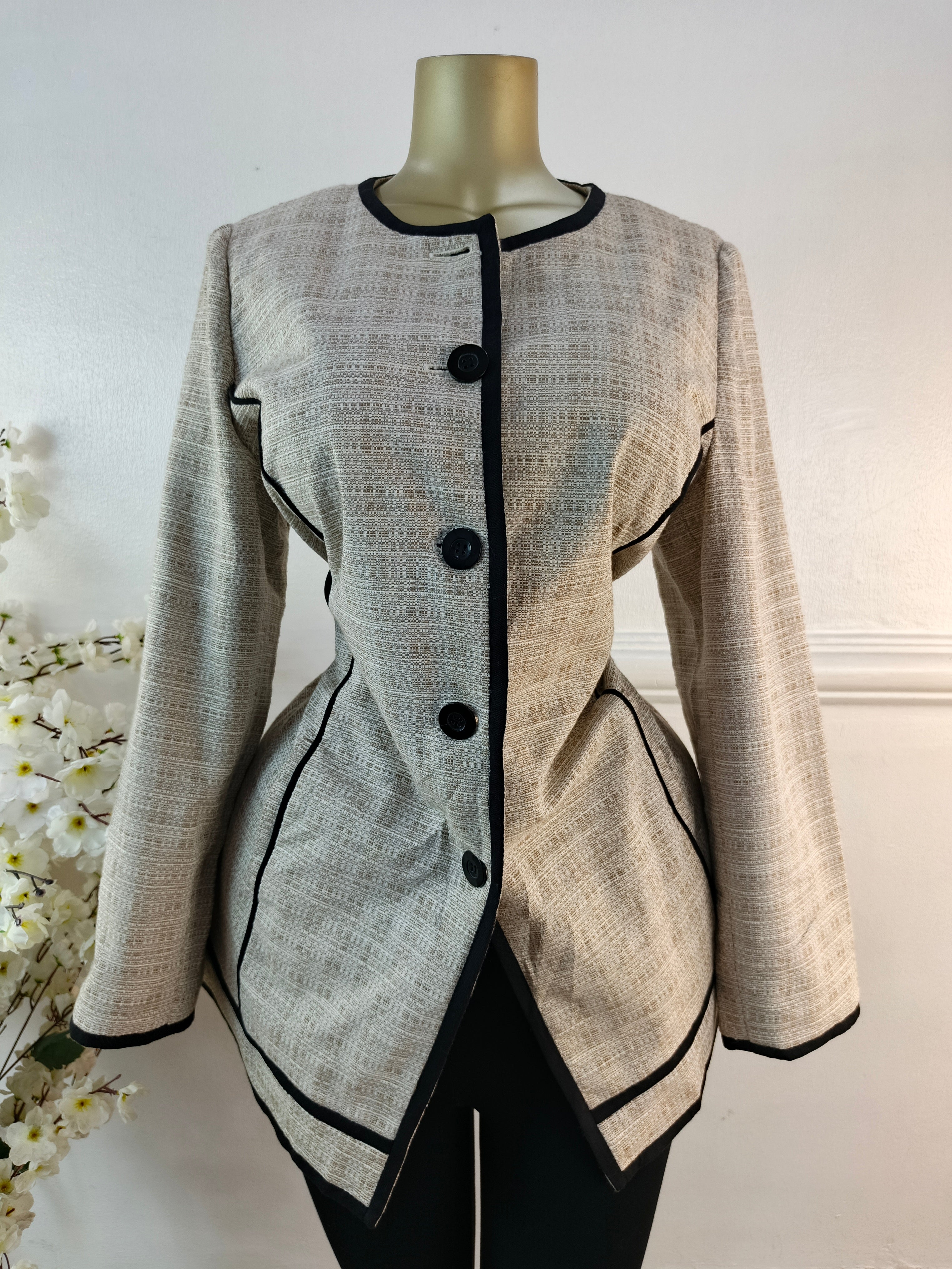 MARISOTA UK SIZE 18 [LENGTH 33 INCHES]