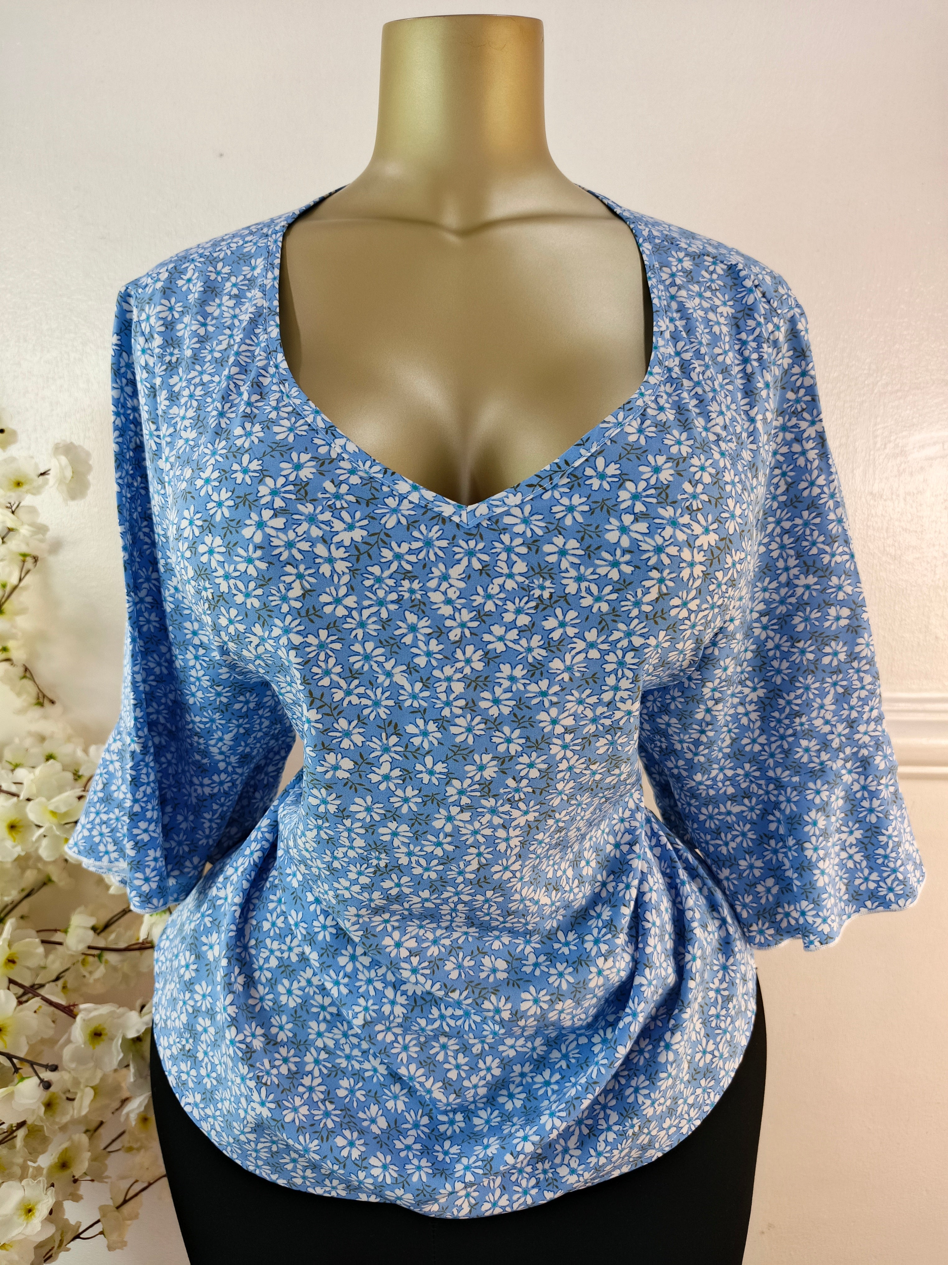 TOP UK SIZE 22