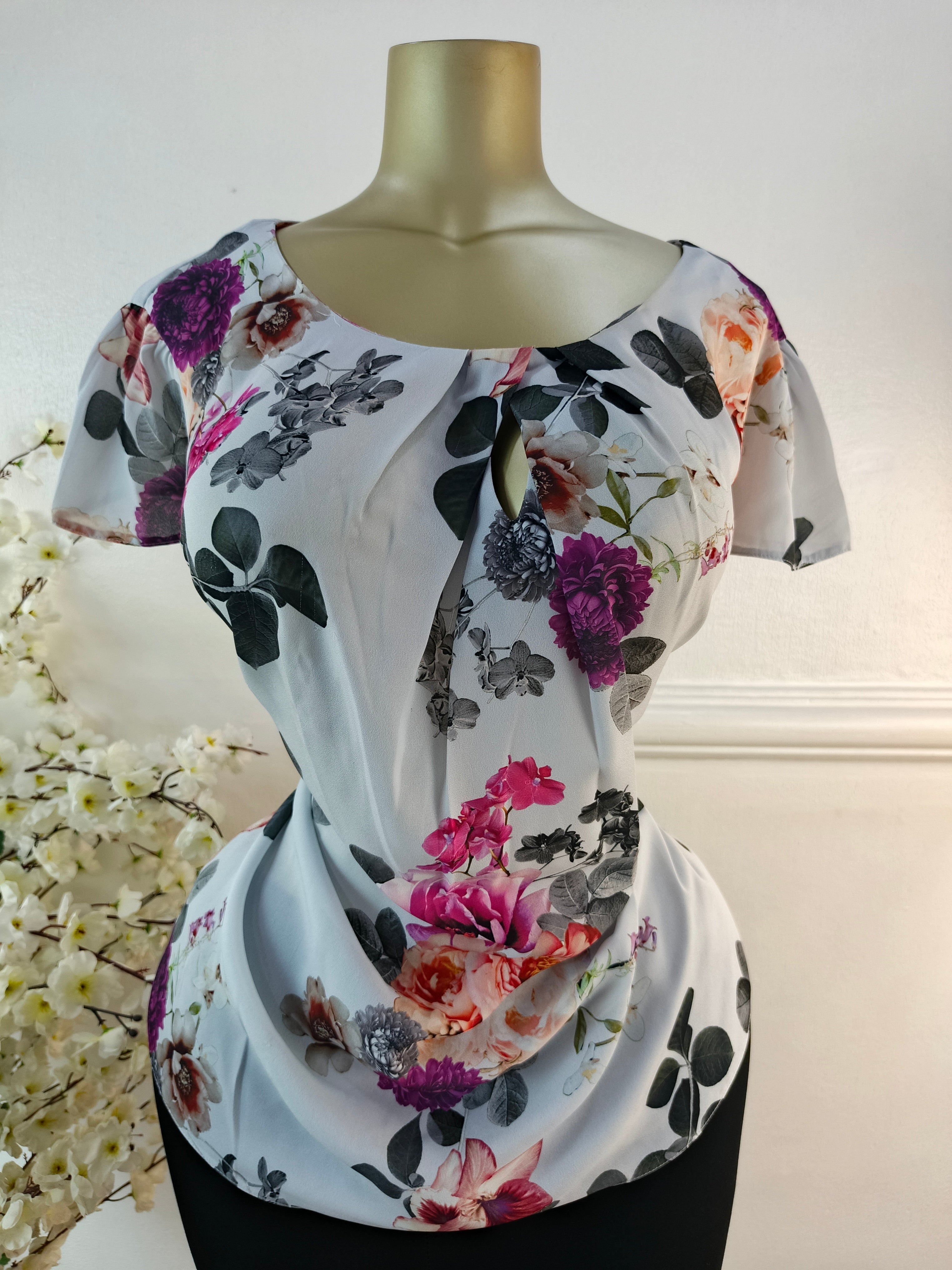 BILLIE & BLOSSOM UK SIZE 24