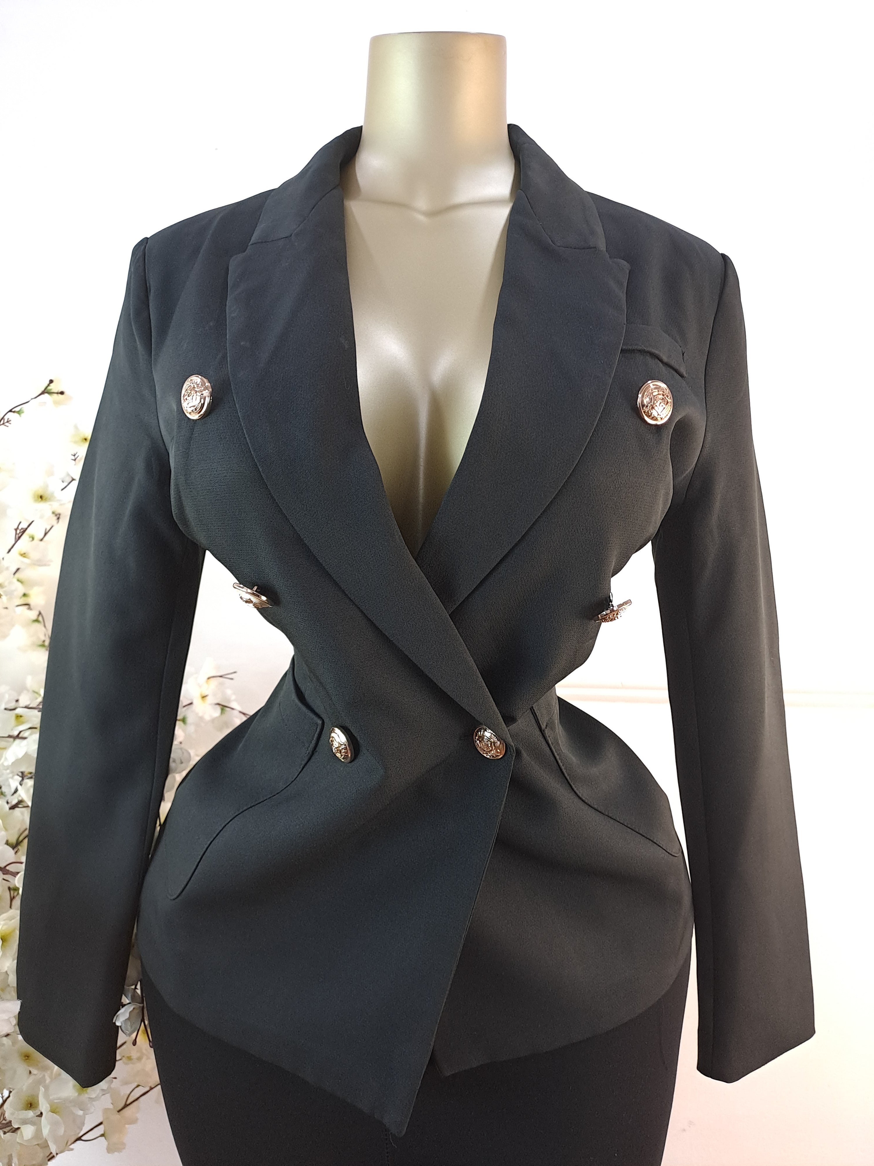 PRETTYLITTLETHING UK SIZE 8 [LENGTH 28 INCHES]