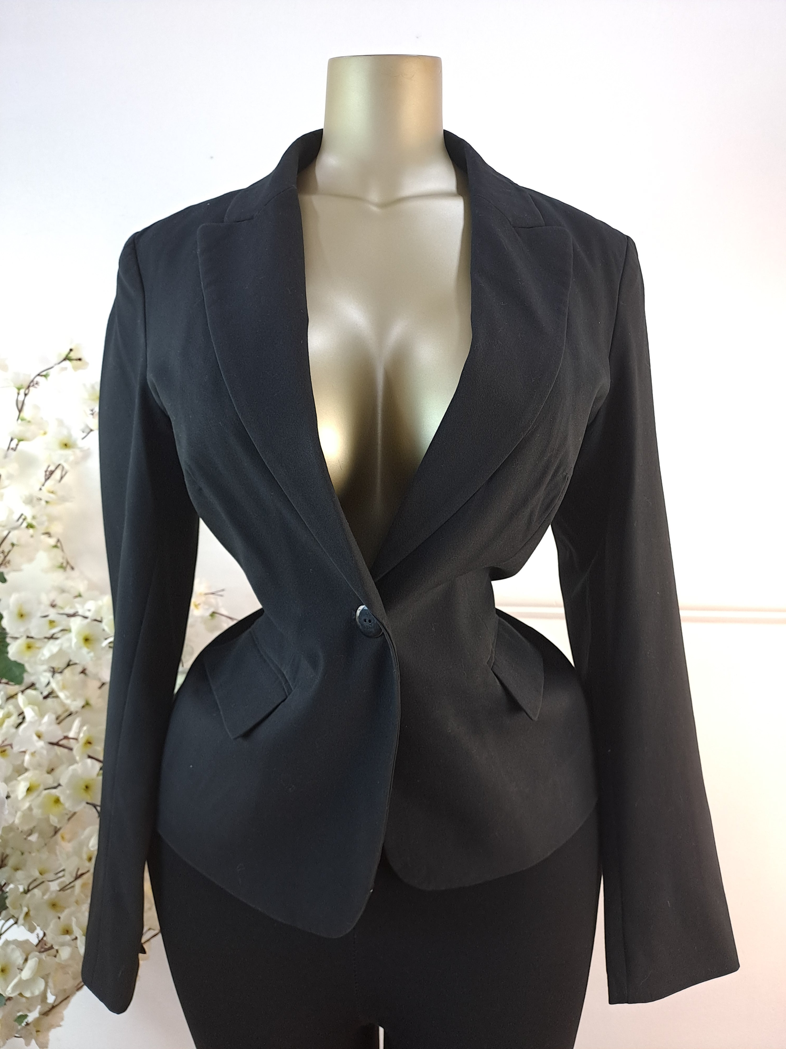 CALVIN KLEIN UK SIZE 10 [LENGTH 27 INCHES]