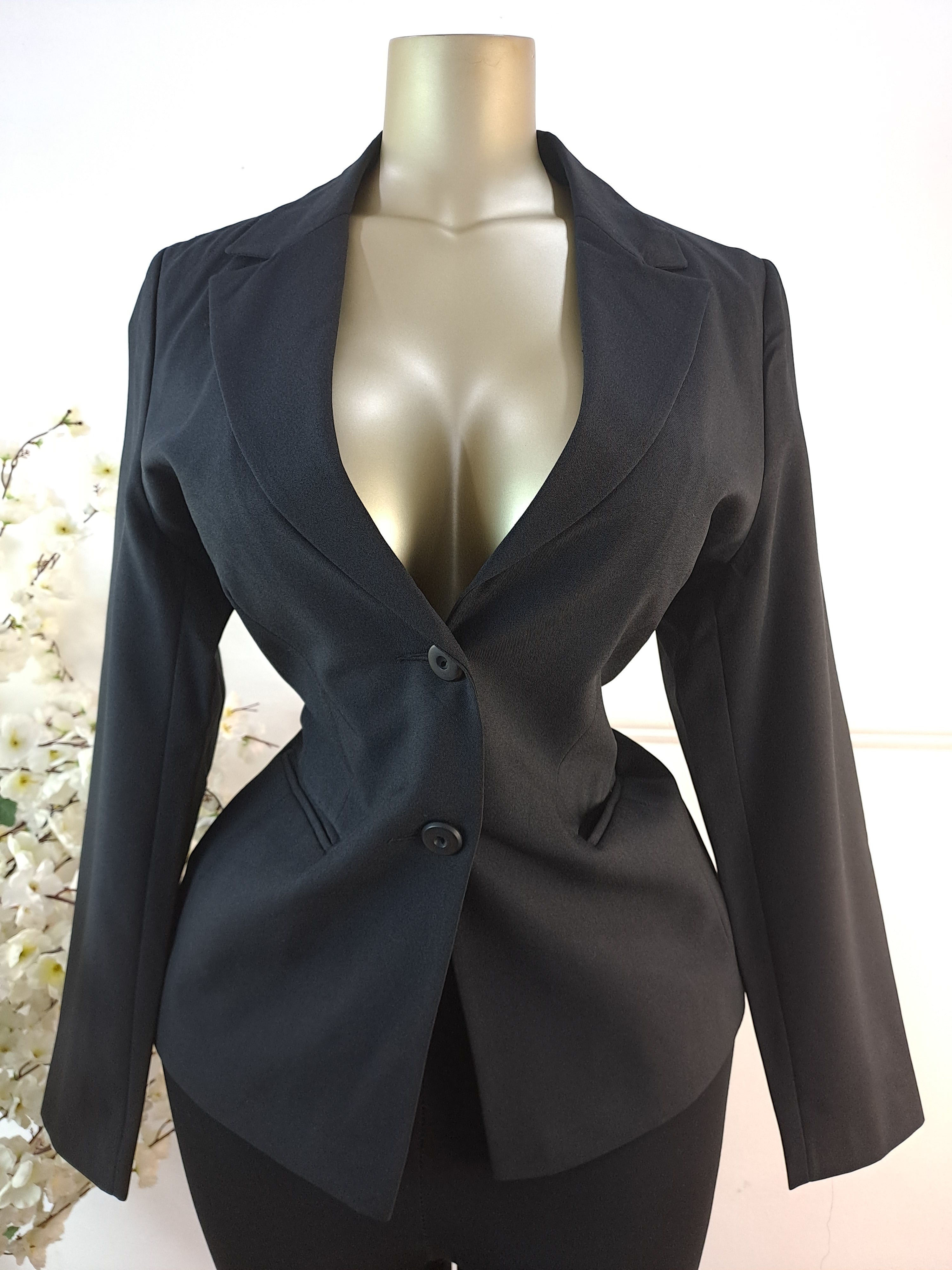 AMARANTO UK SIZE 16 [LENGTH 29 INCHES]