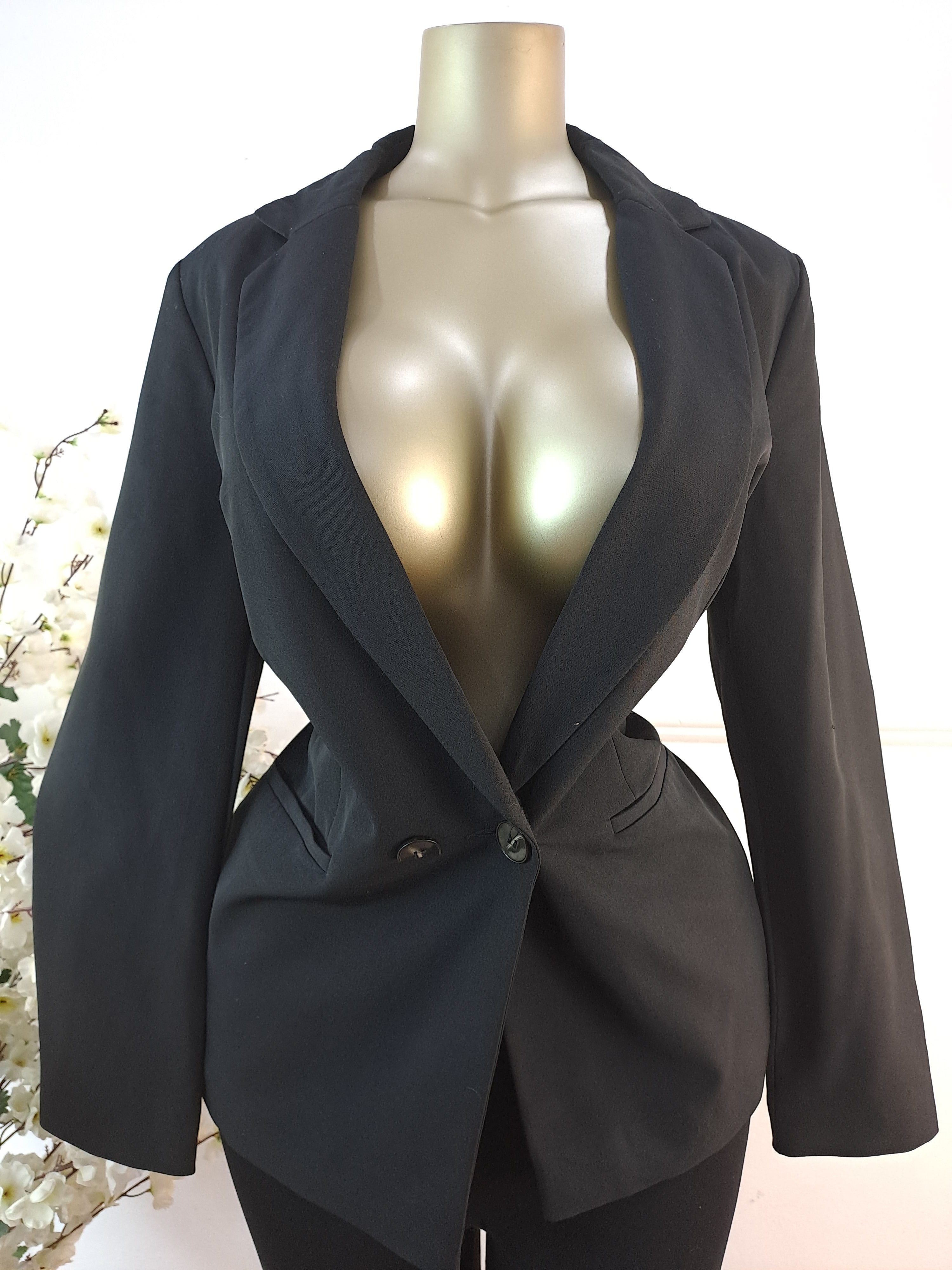ENVY UK SIZE 14 [LENGTH 29 INCHES]