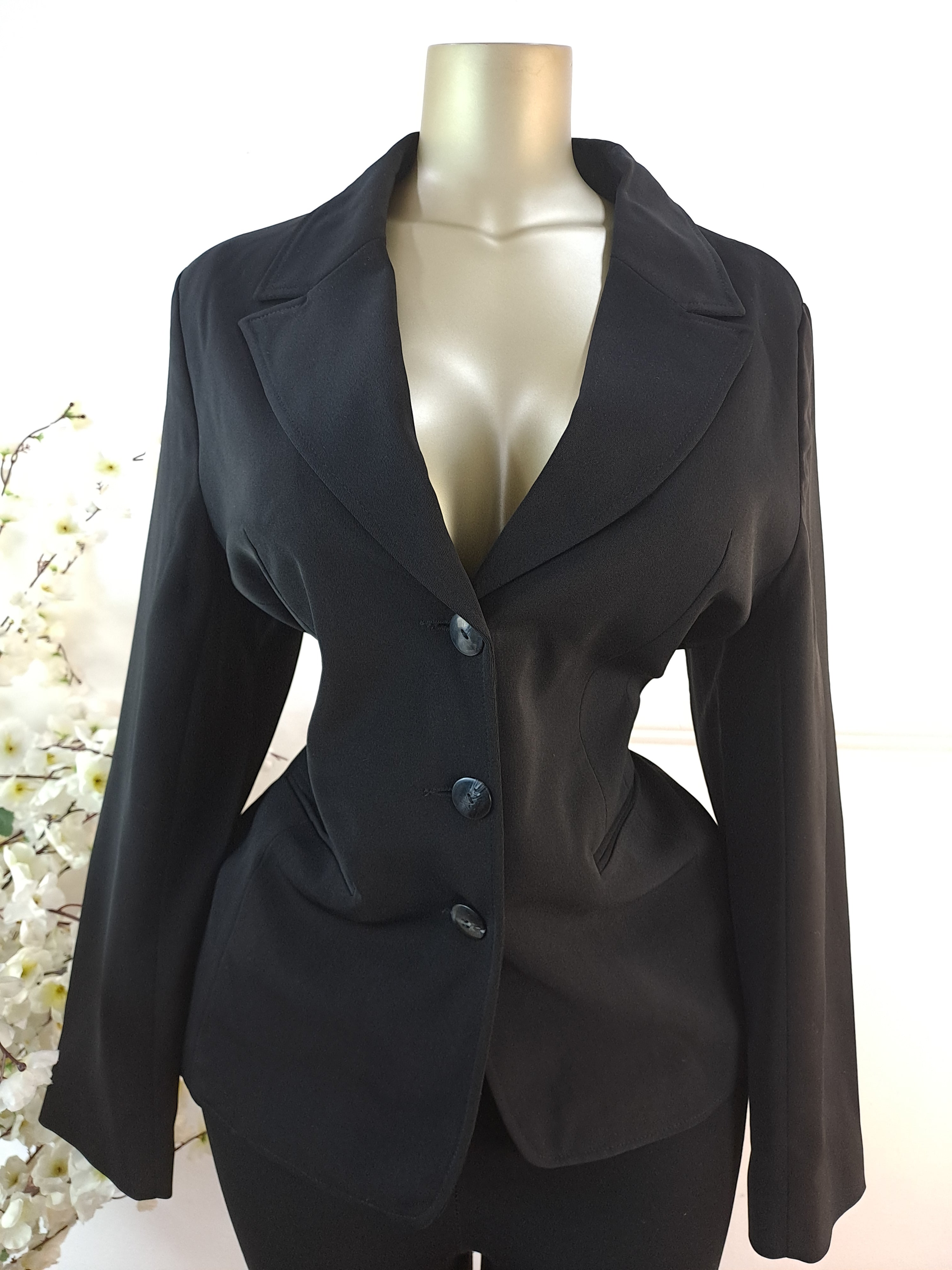 AMARANTO UK SIZE 16 [LENGTH 28 INCHES]