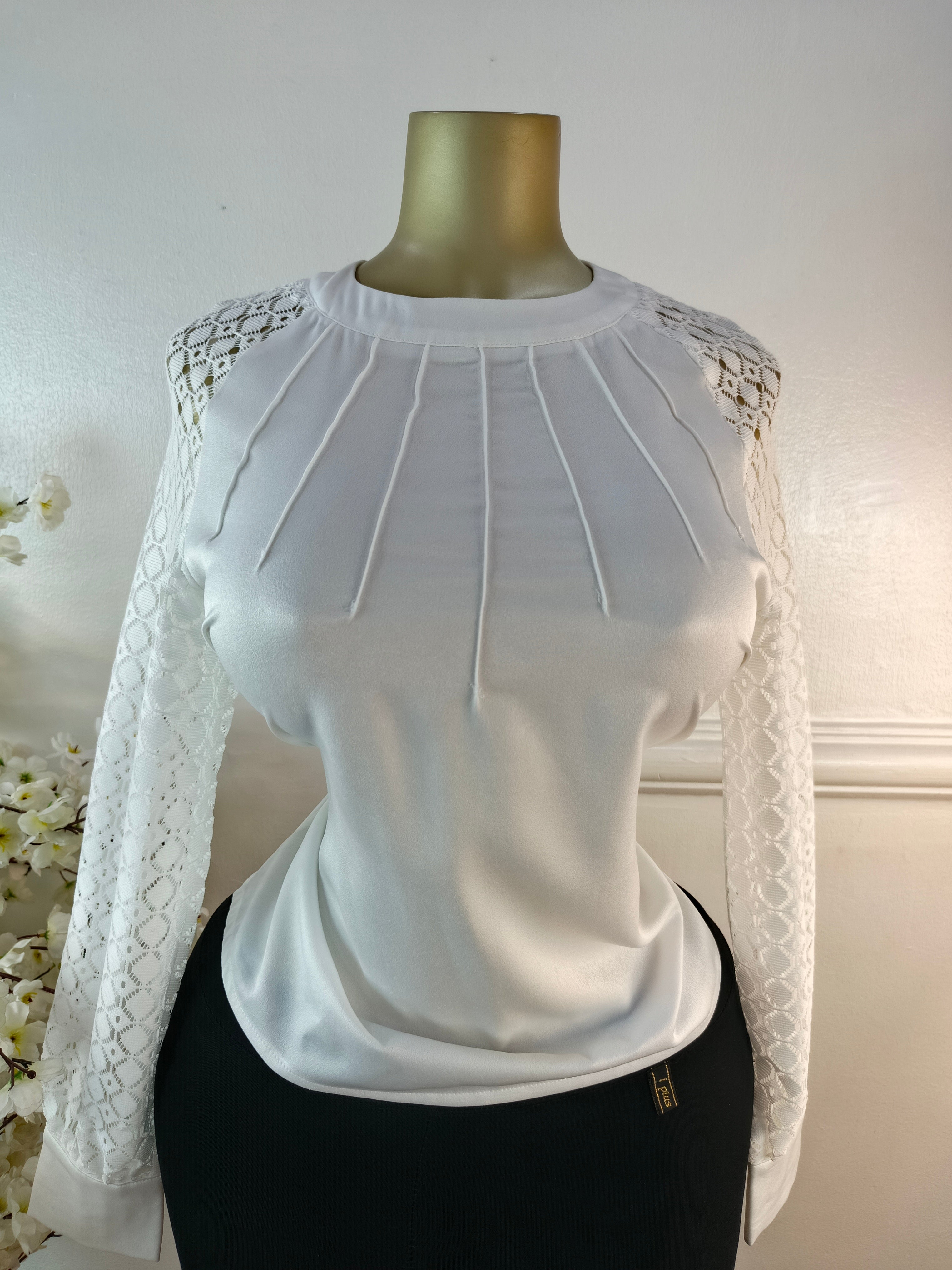 TOP UK SIZE 10