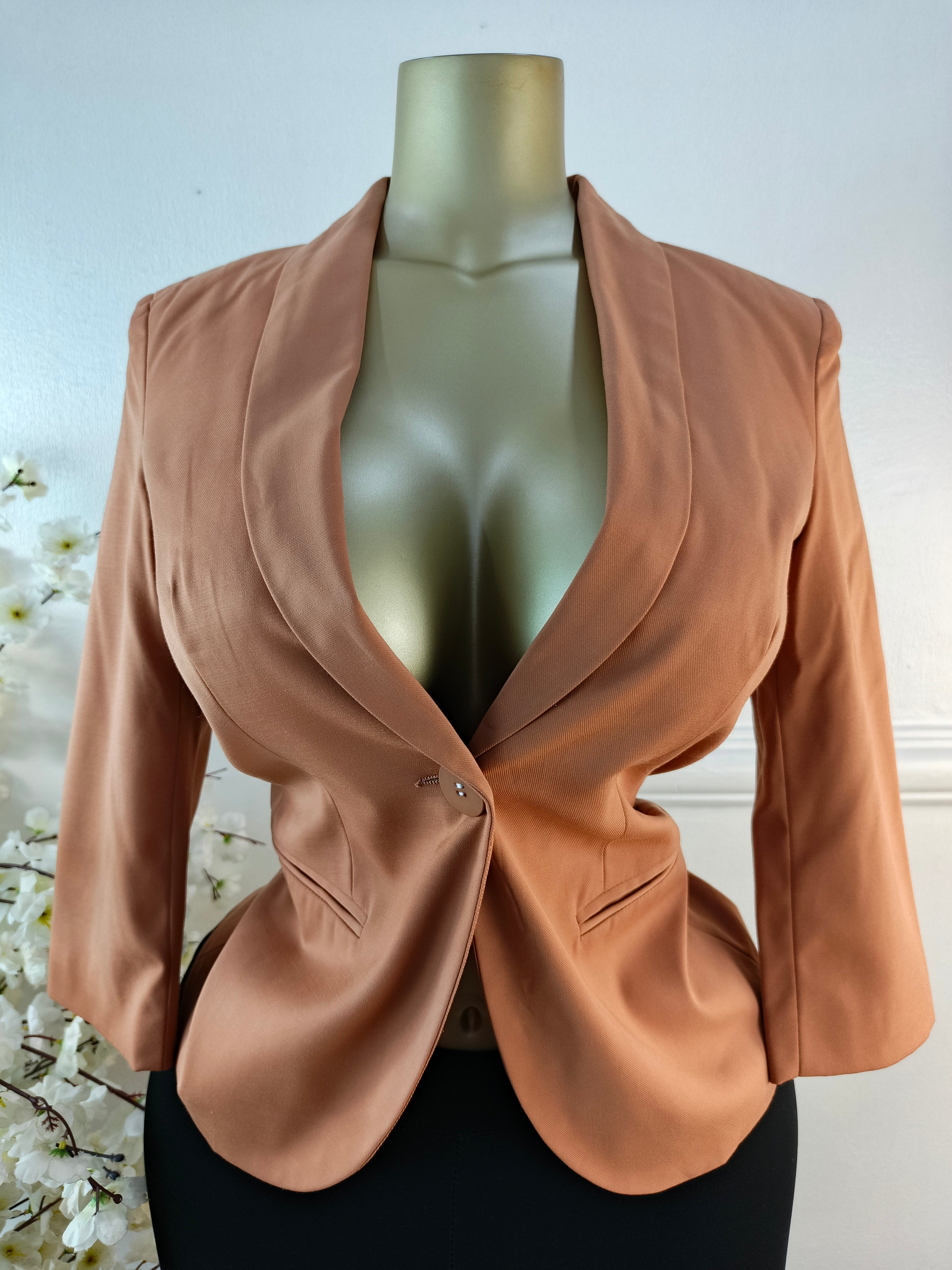 BLAZER UK SIZE 8 [LENGTH 26 INCHES]