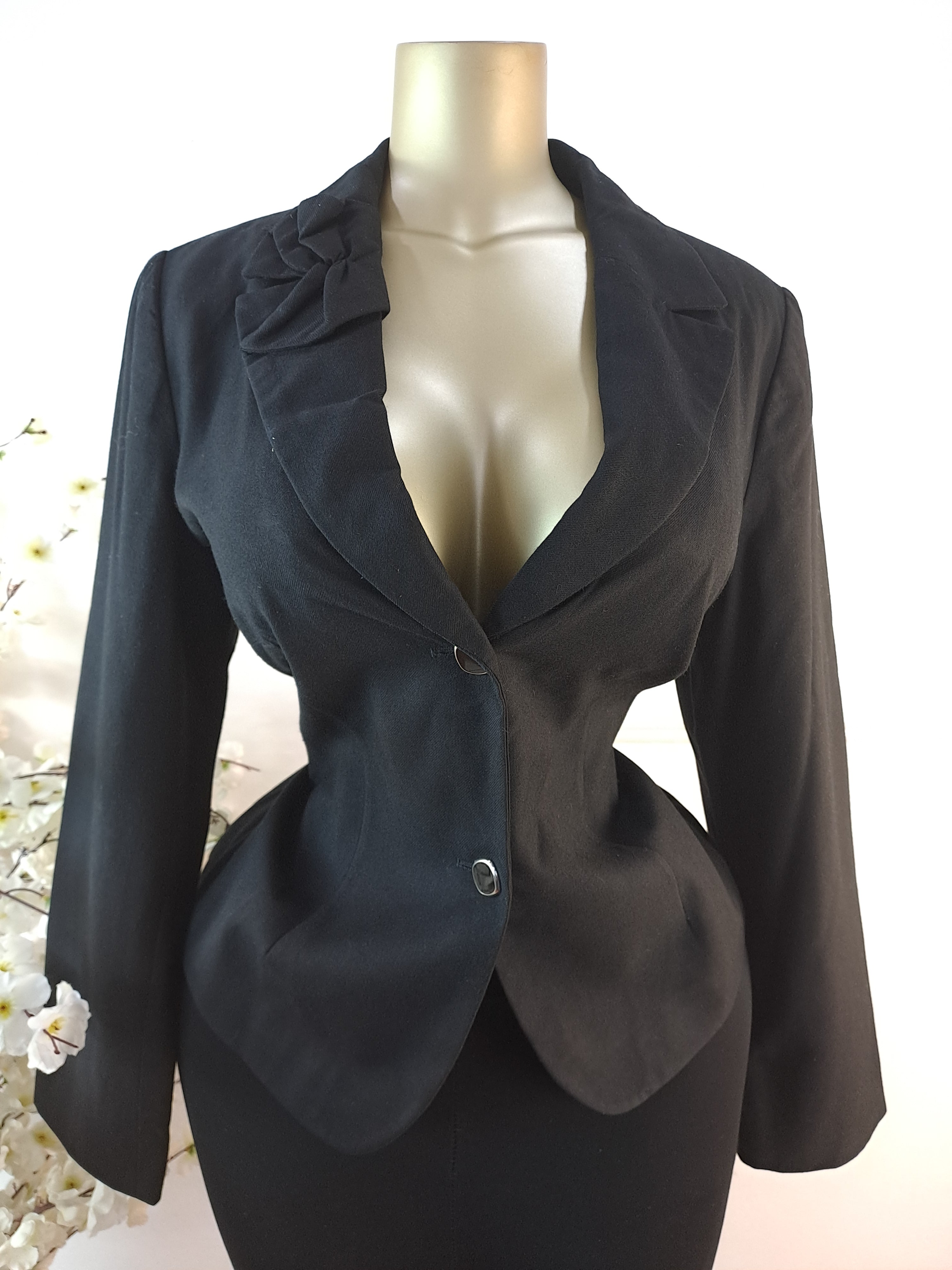 BLAZER UK SIZE 18 [LENGTH 26 INCHES]