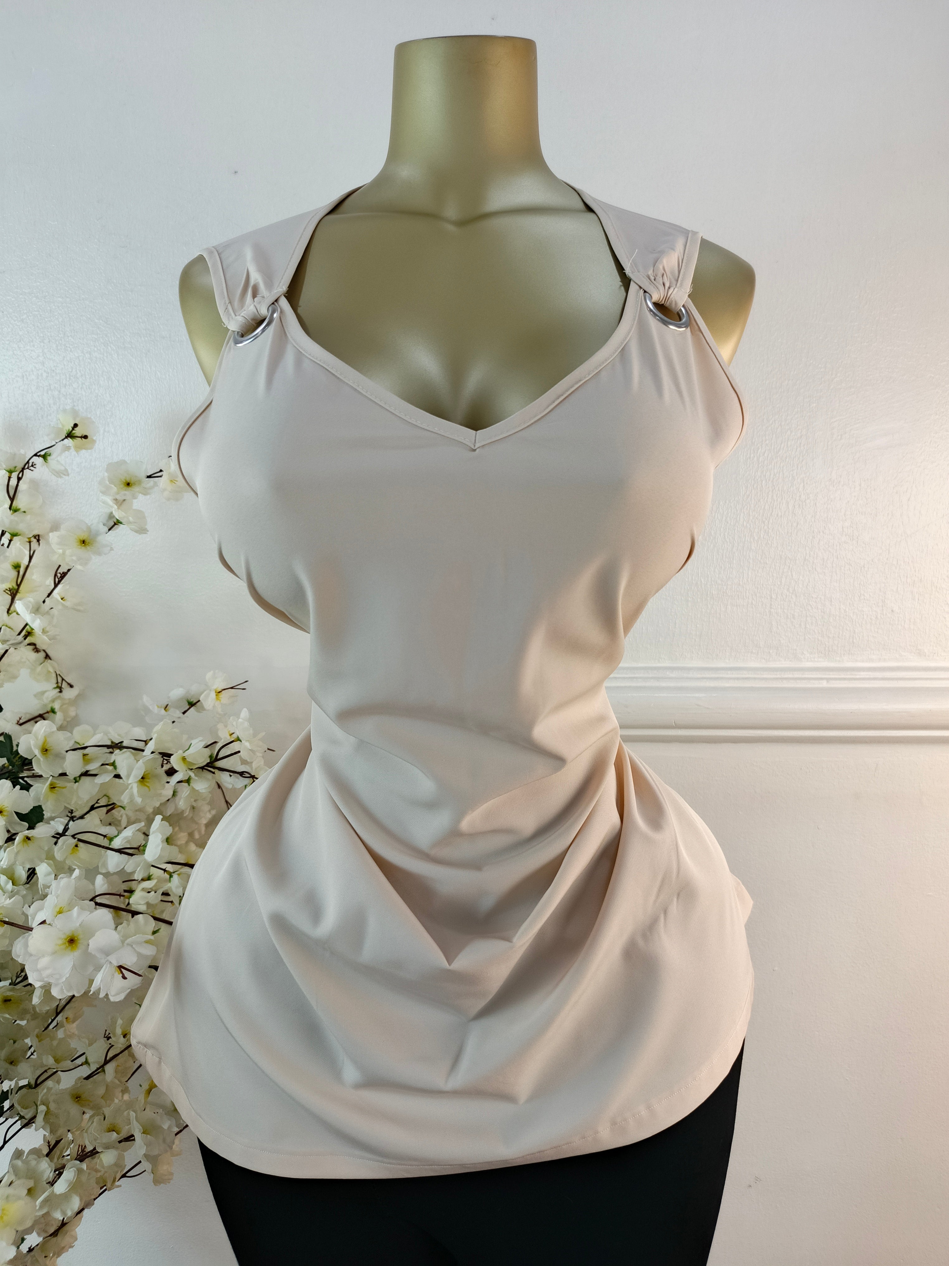TOP UK SIZE 14