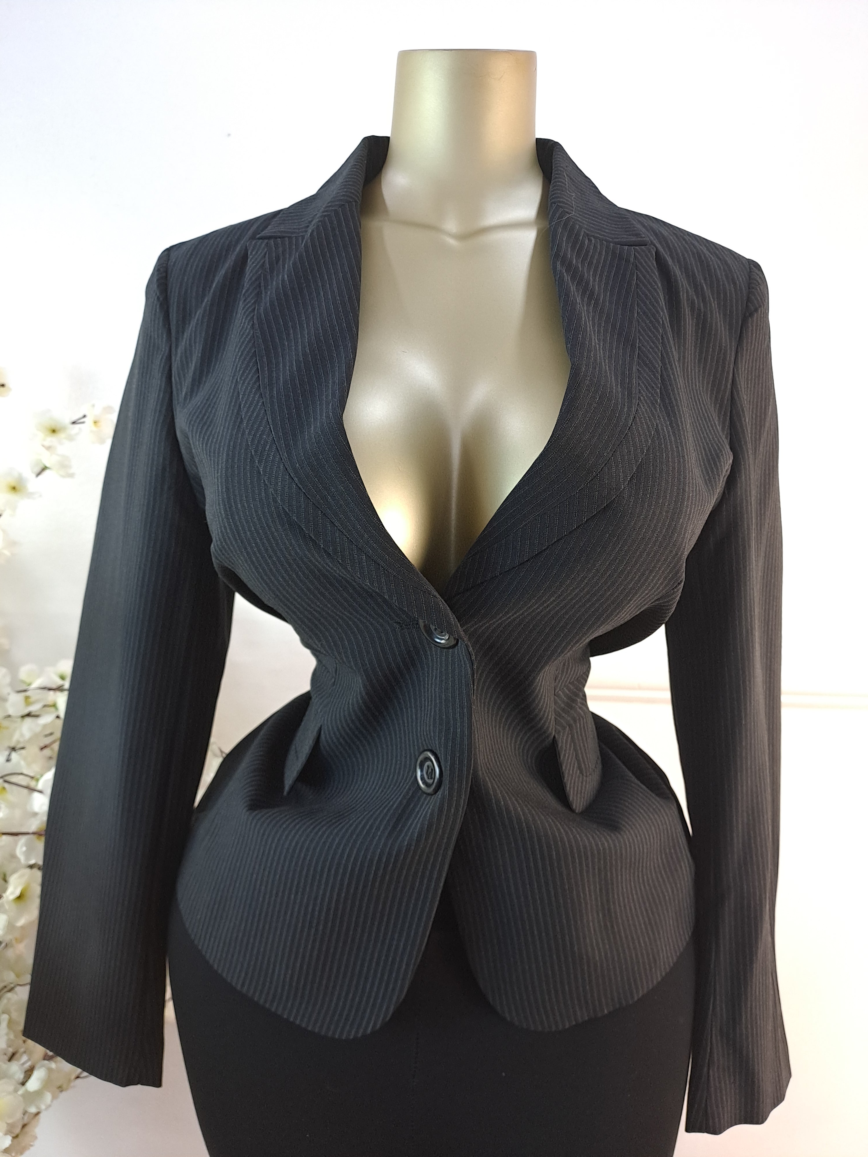 AUTONOMY UK SIZE 12 [LENGTH 26 INCHES]