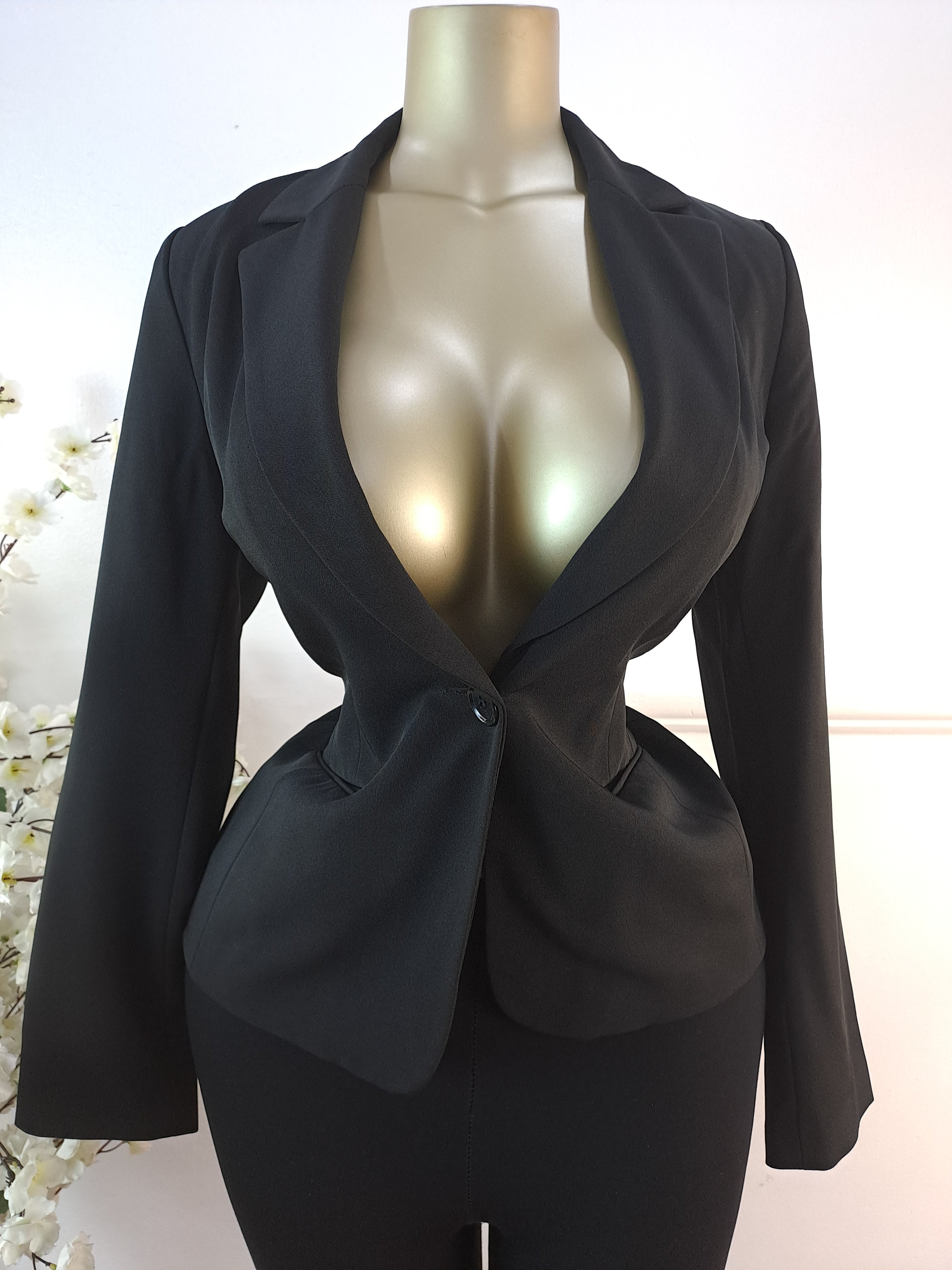 BLAZER UK SIZE 10 [LENGTH 26 INCHES]