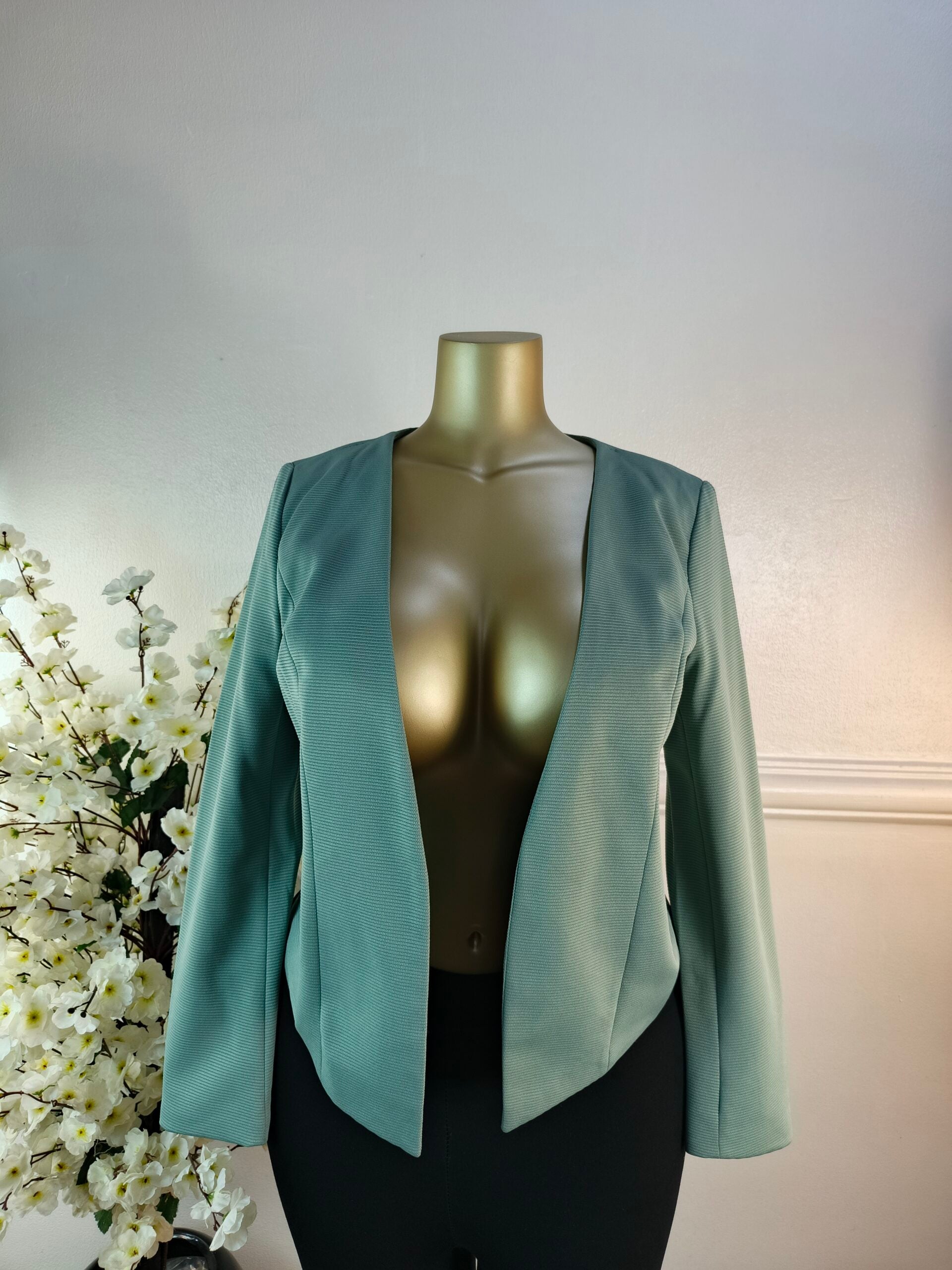 ONLY TAILORING UK SIZE 8 [LENGTH 23 INCHES, MINT] image 0