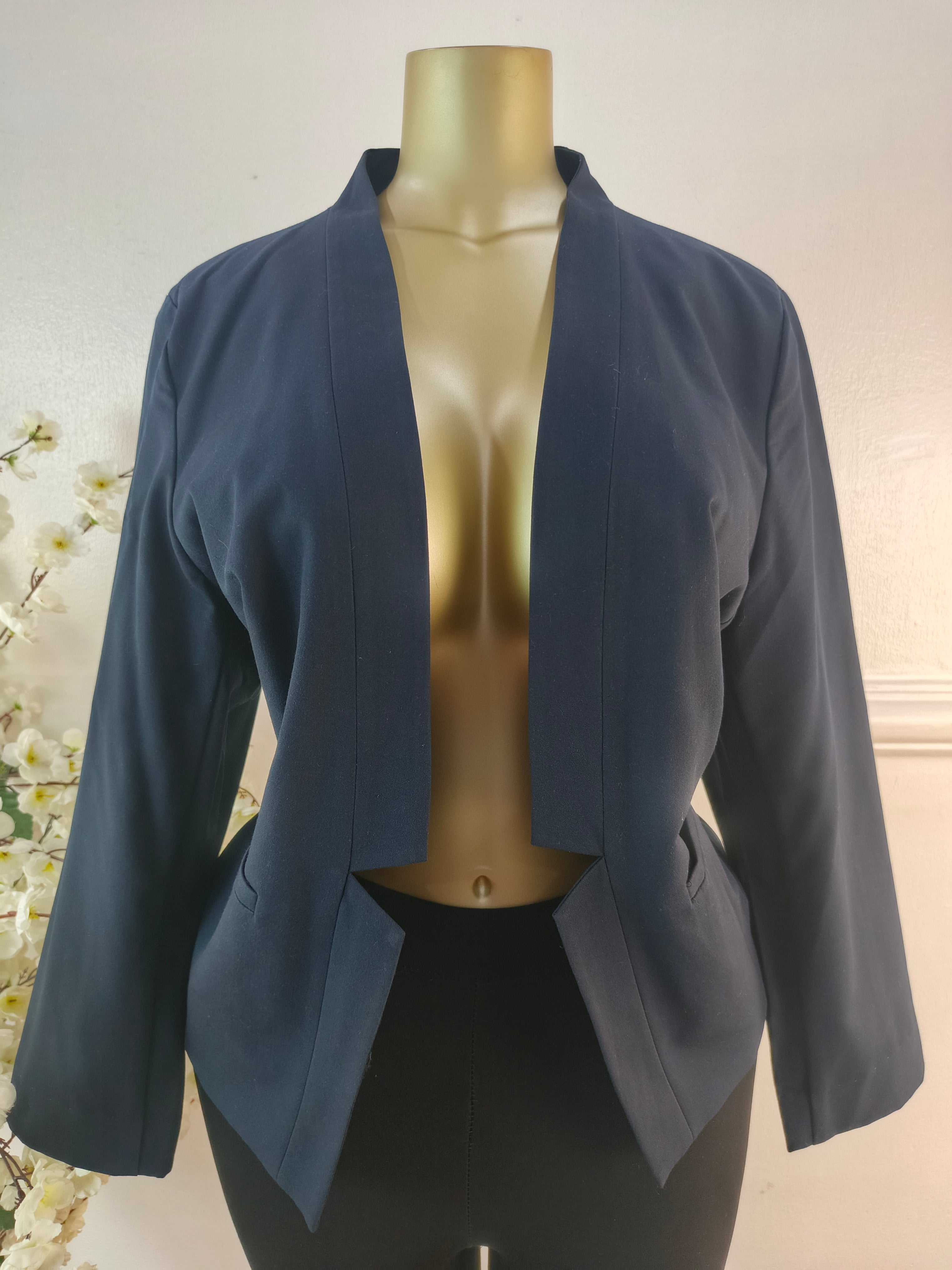 M&S WOMAN UK SIZE 22 [LENGTH 26 INCHES]