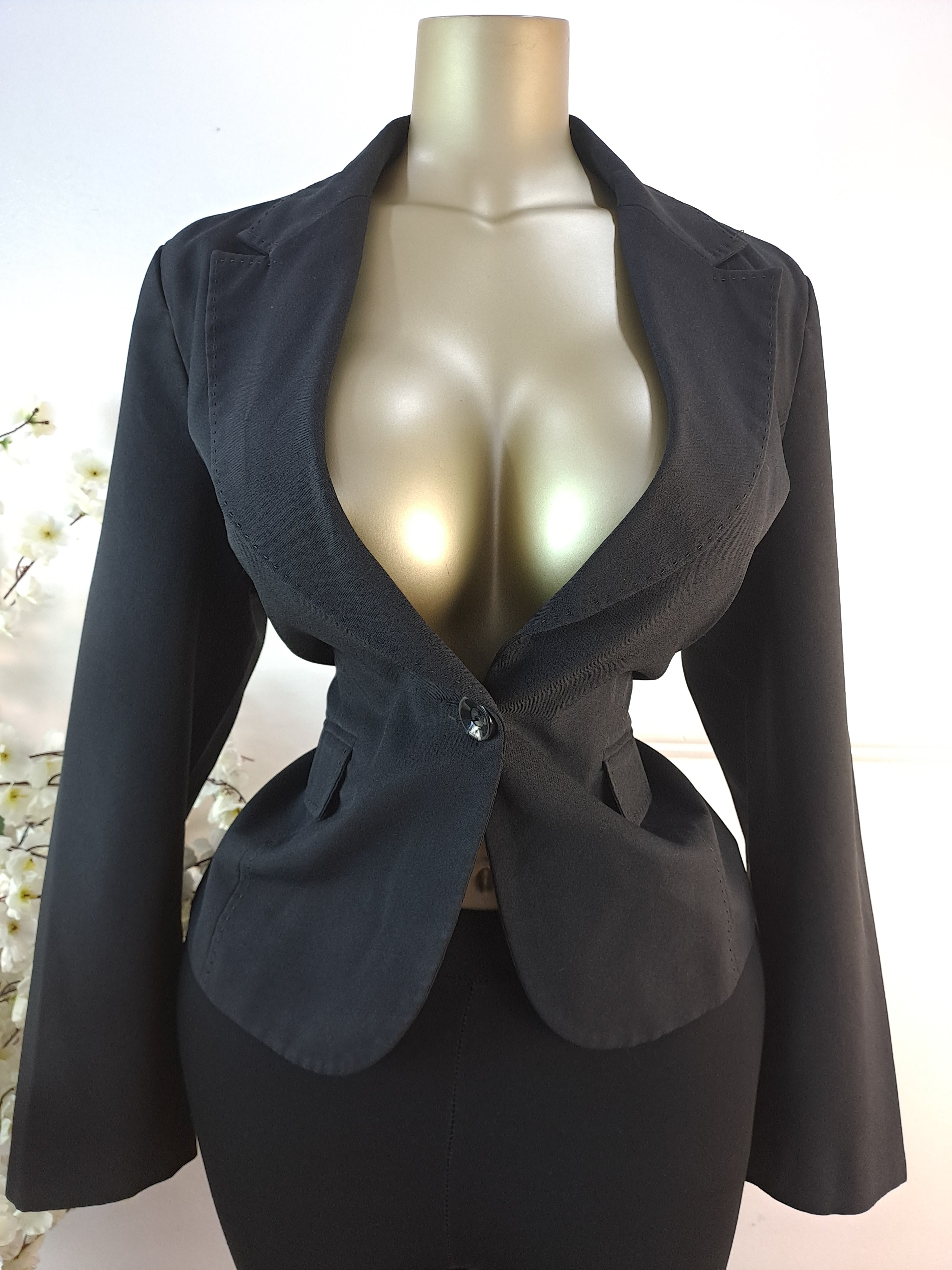 BLAZER UK SIZE 18 [LENGTH 26 INCHES]