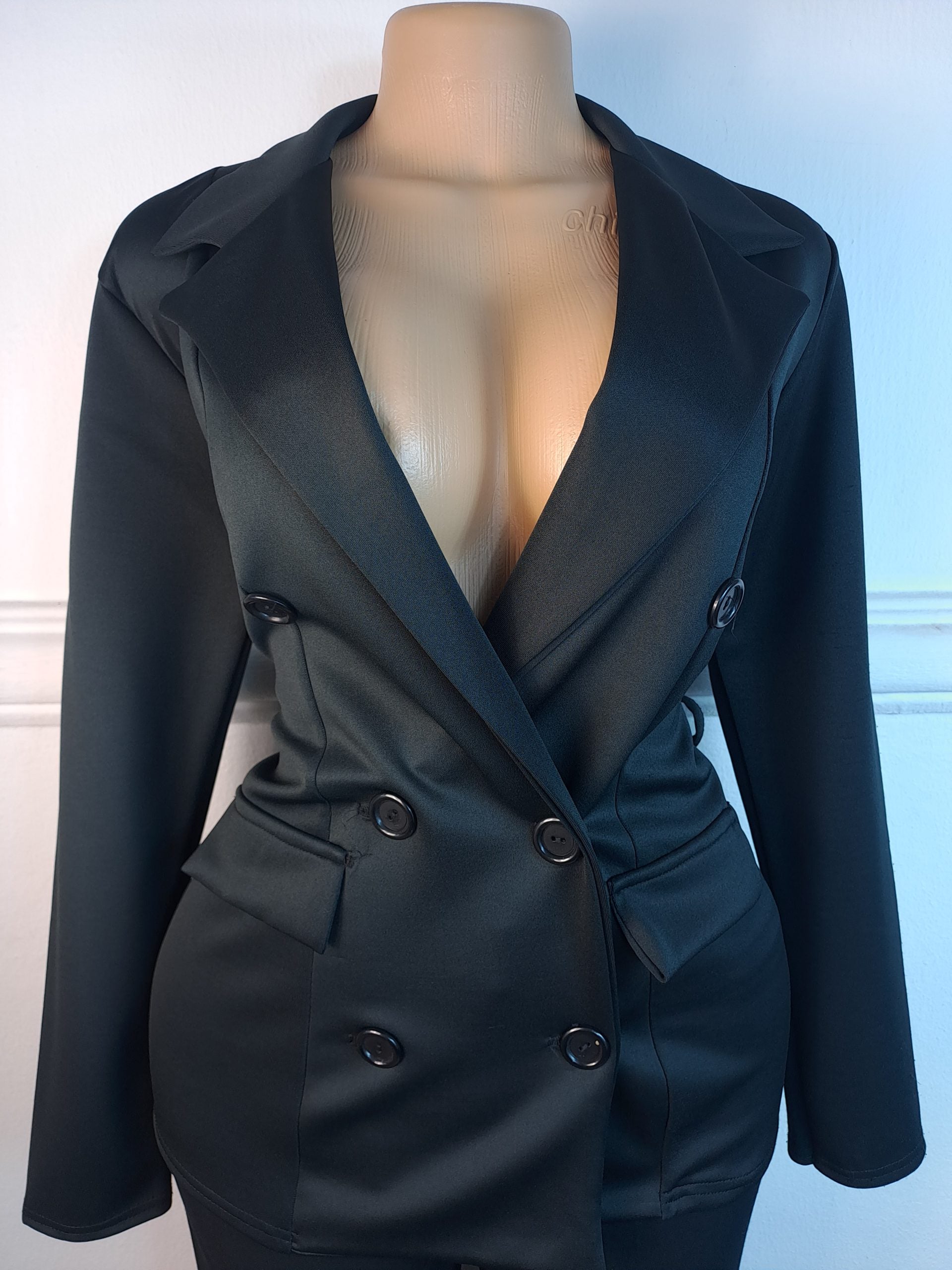 PRETTYLITTLETHING UK 14 image 0