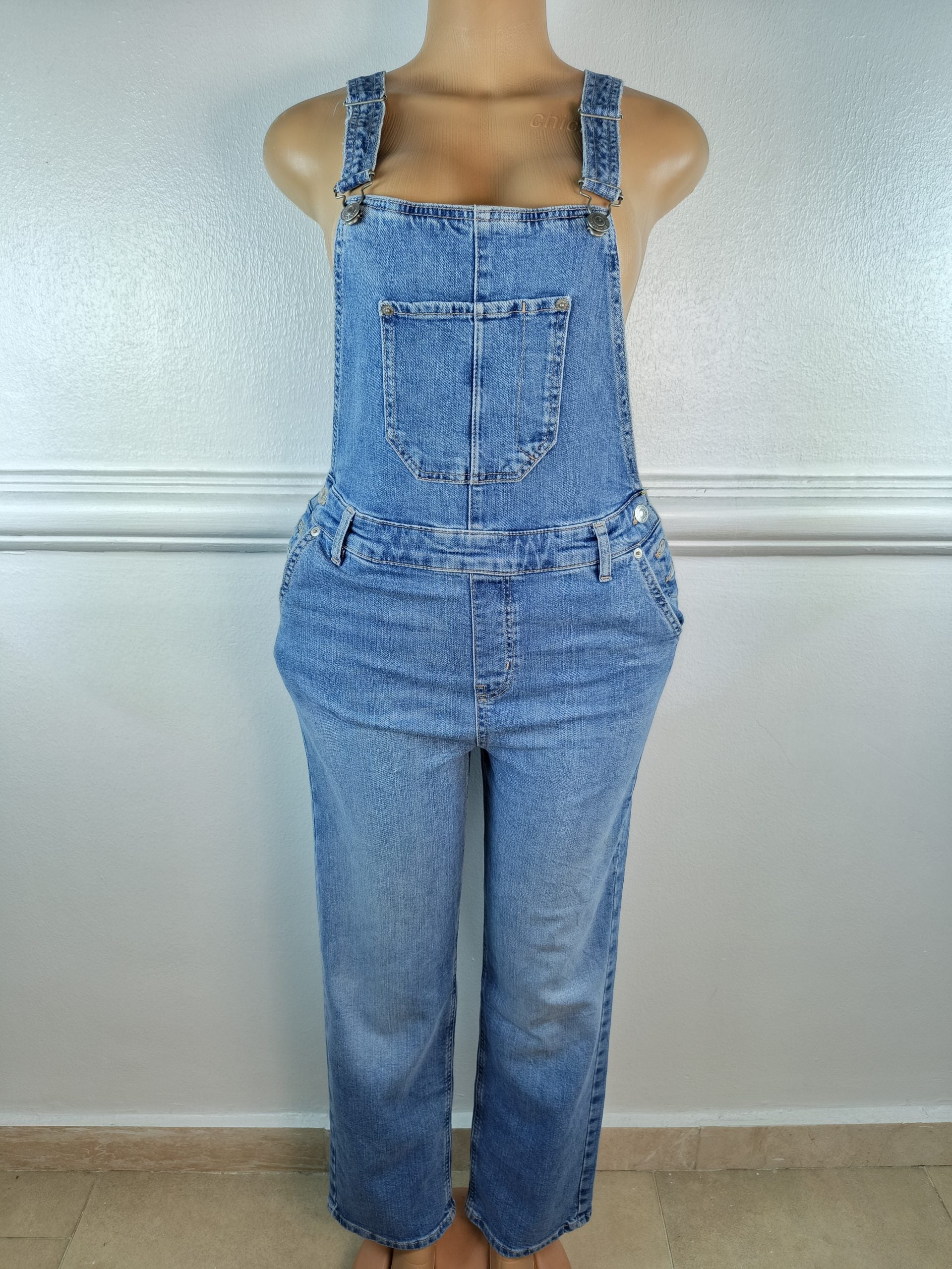 JEANS UK 10, L-48 INCHES image 0