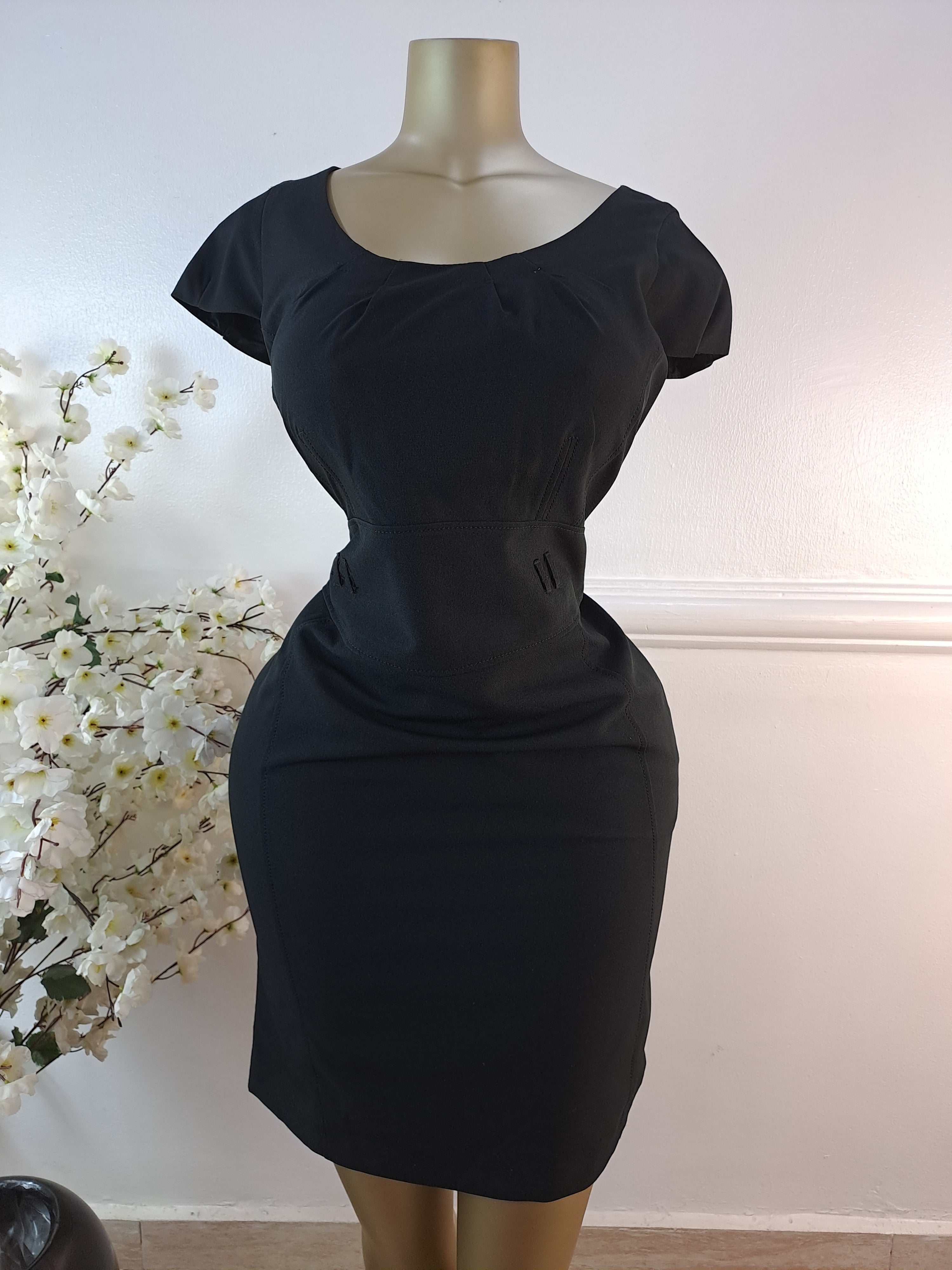 DUNNES UK SIZE 14 [LENGTH 39 INCHES]