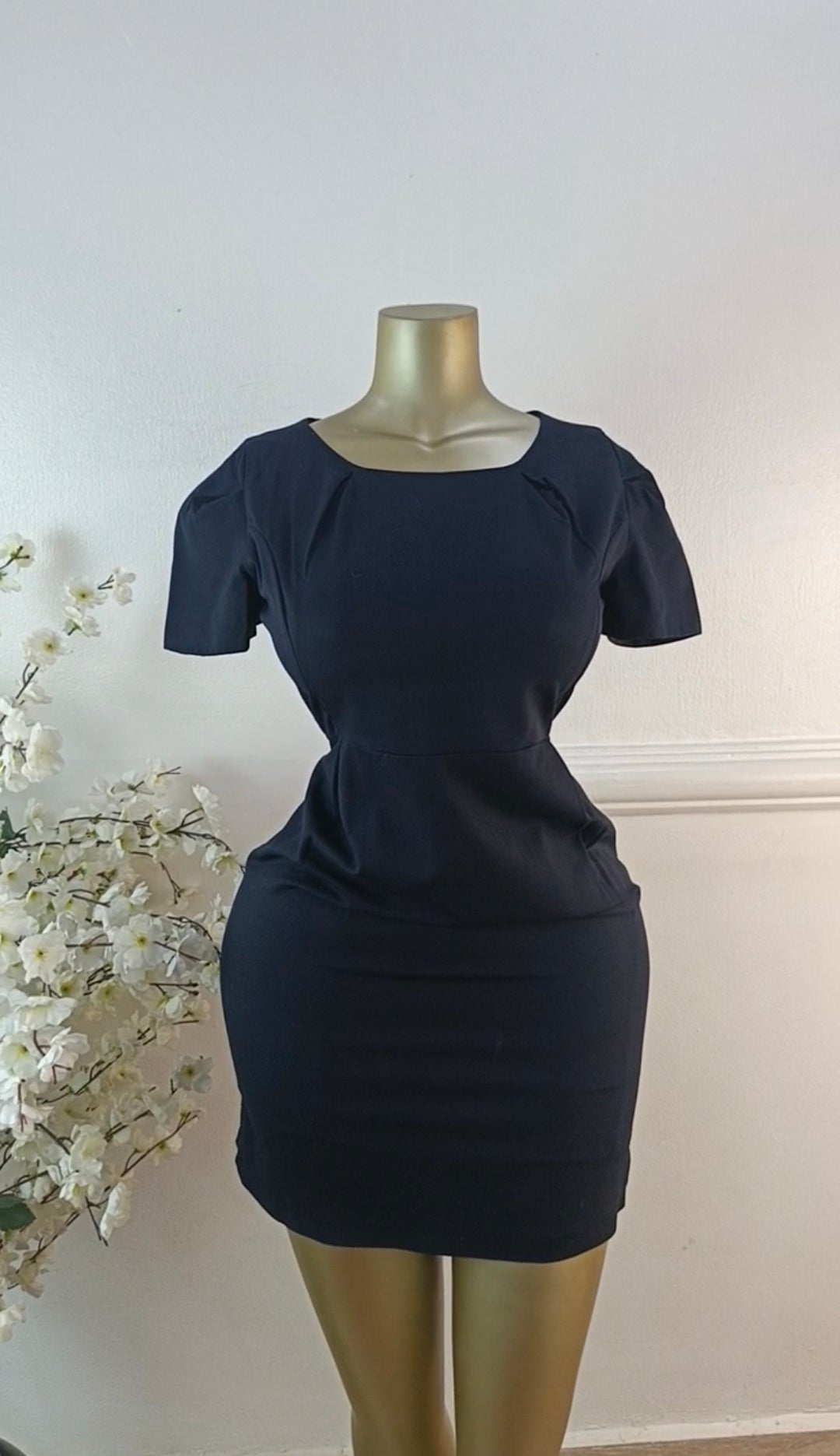 DRESS UK SIZE 10 [LENGTH 36 INCHES]
