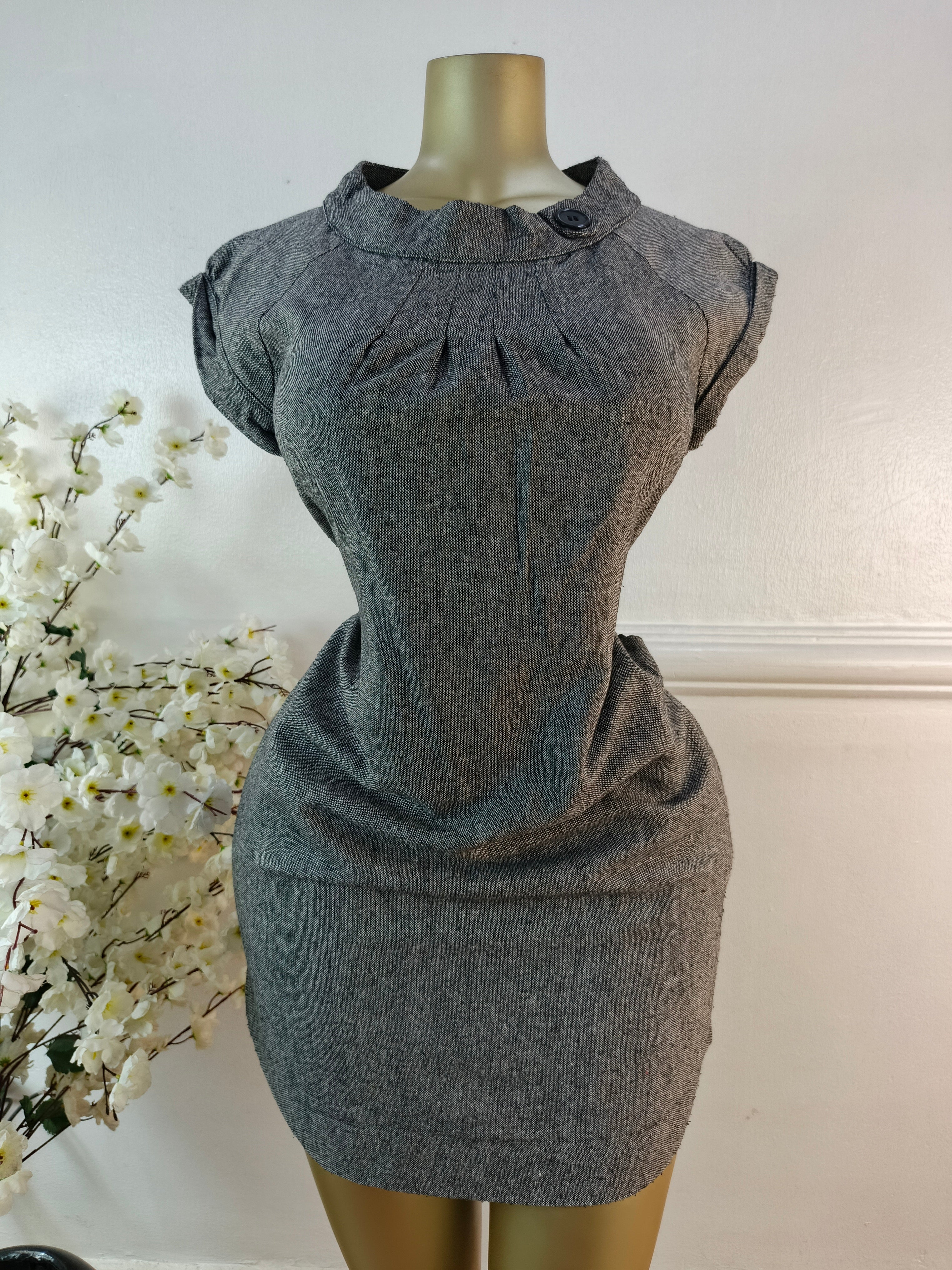 APRICOT UK SIZE 12 [LENGTH 35 INCHES]
