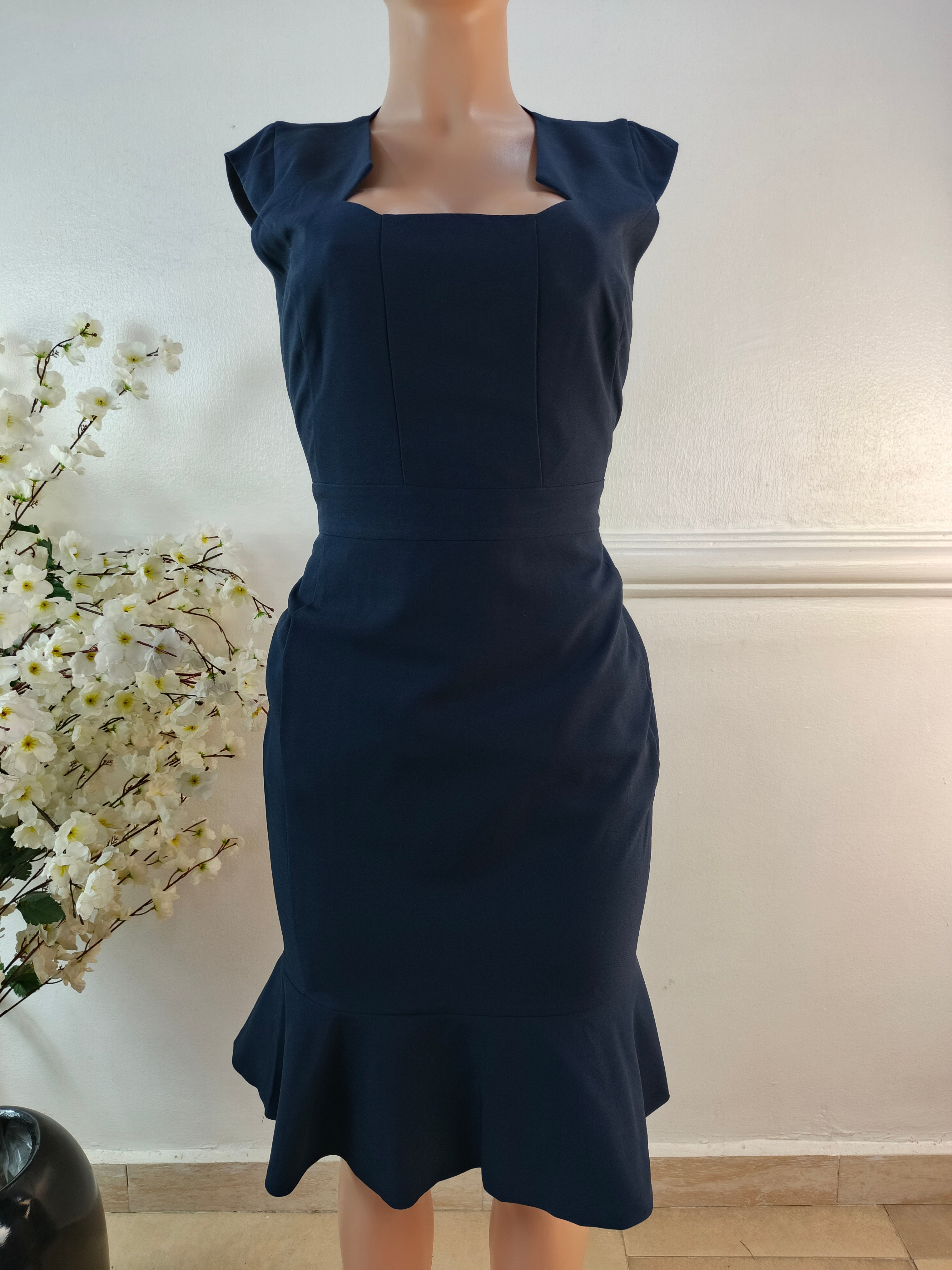 DRESS UK SIZE 10 [LENGTH 40 INCHES]