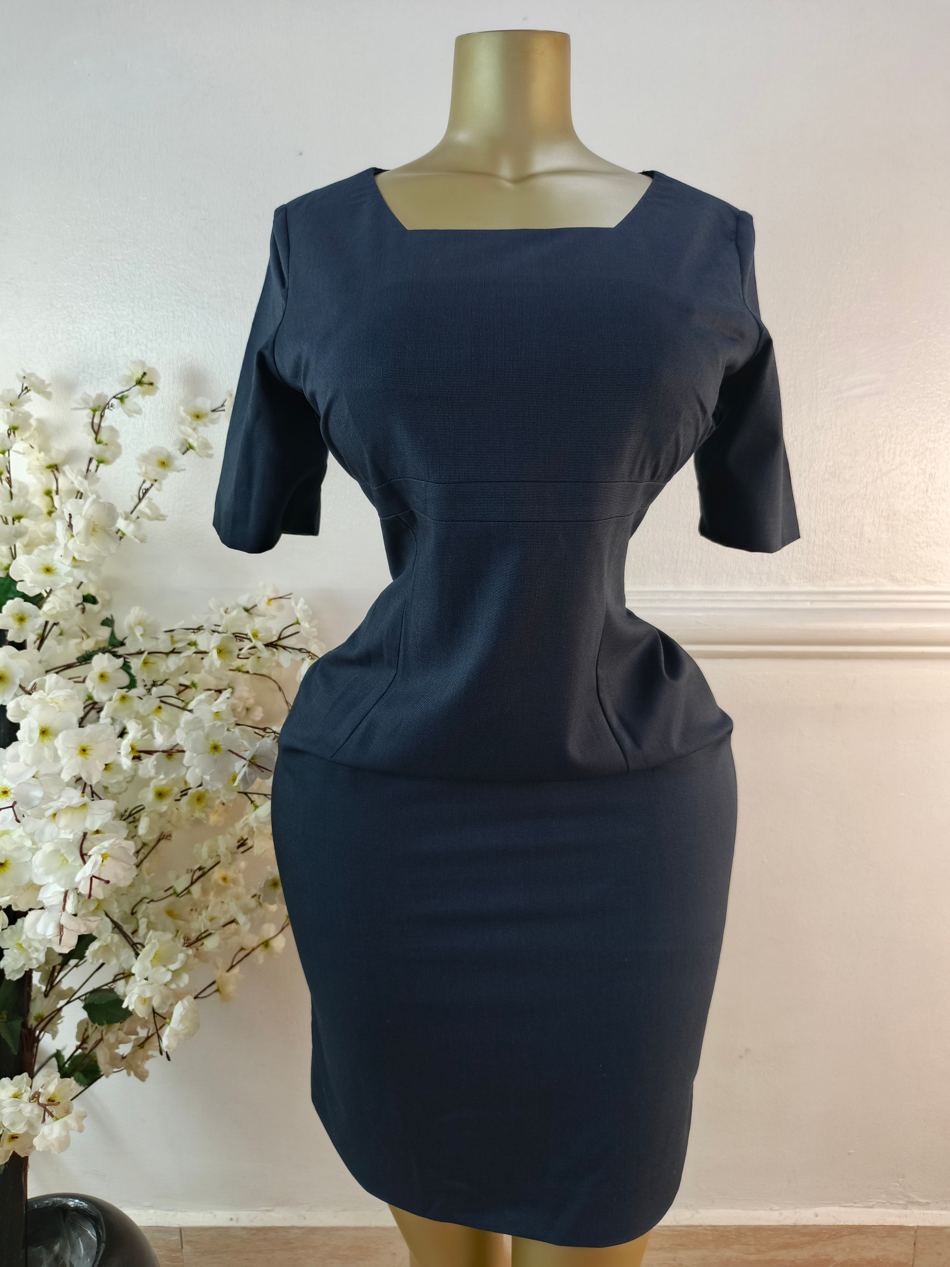 ICONA UK SIZE 12 [LENGTH 39 INCHES]