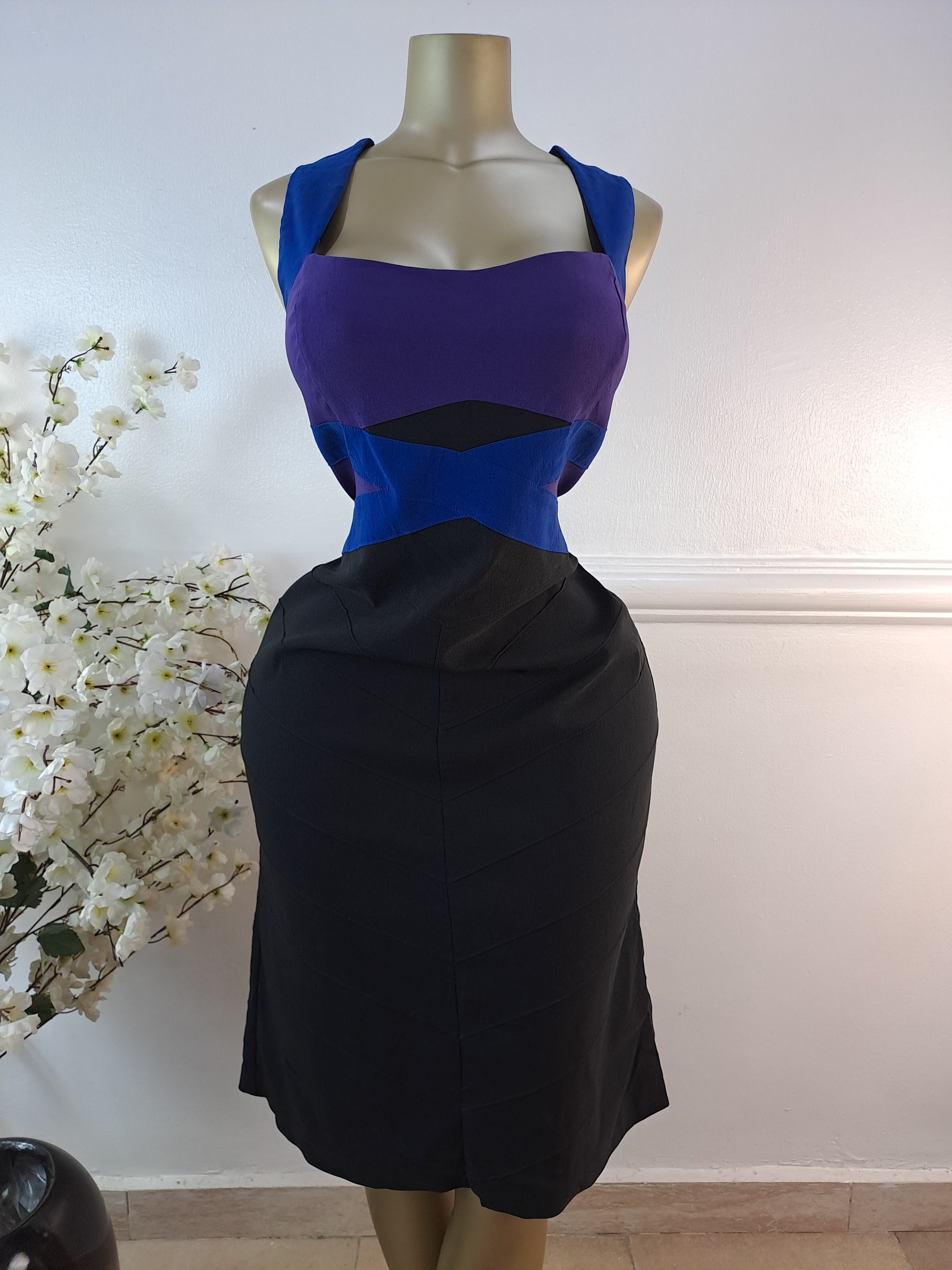 STAR UK SIZE 18 [LENGTH 43 INCHES]