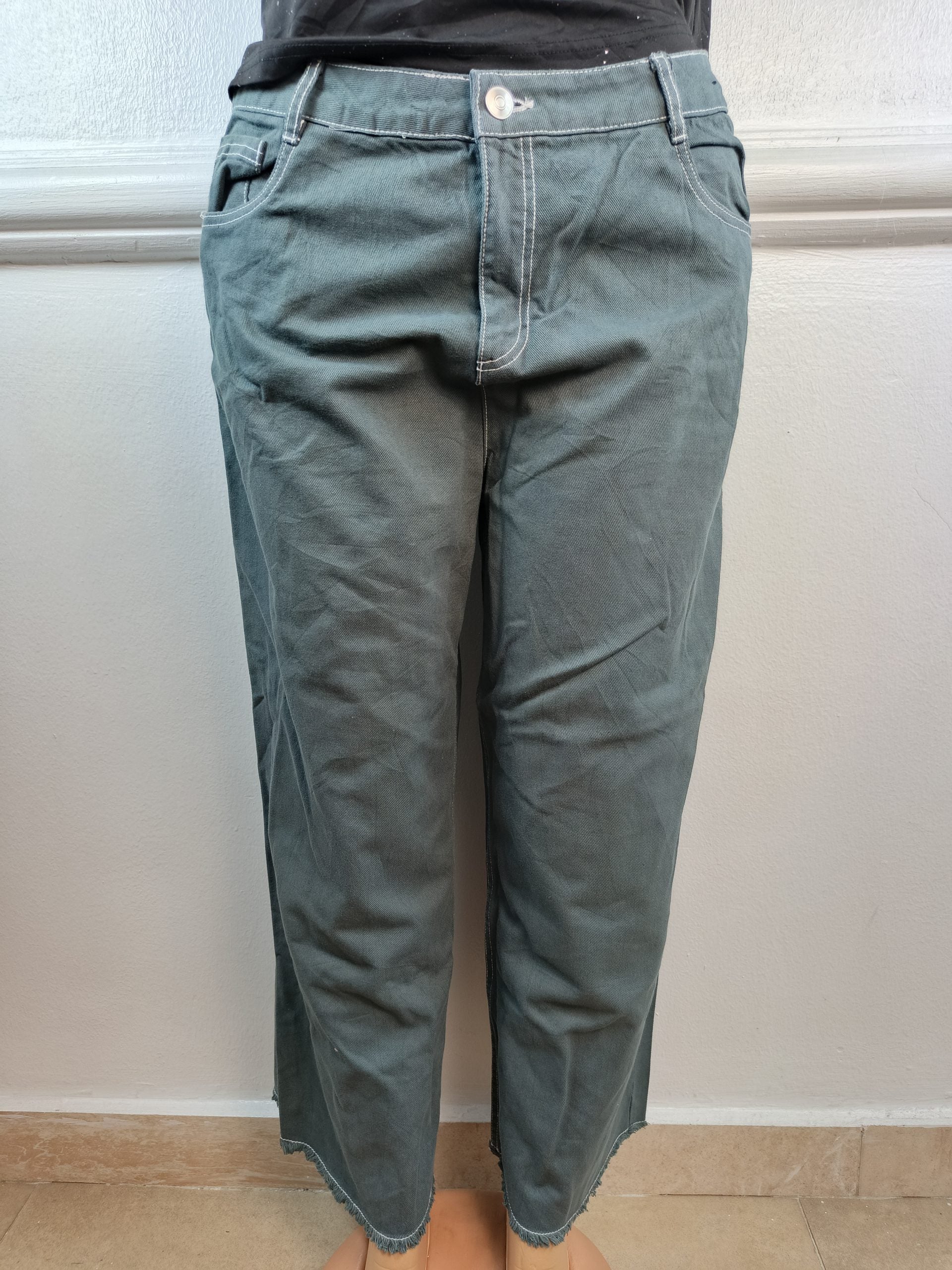 DUNNES UK 16, L-37 INCHES image 0