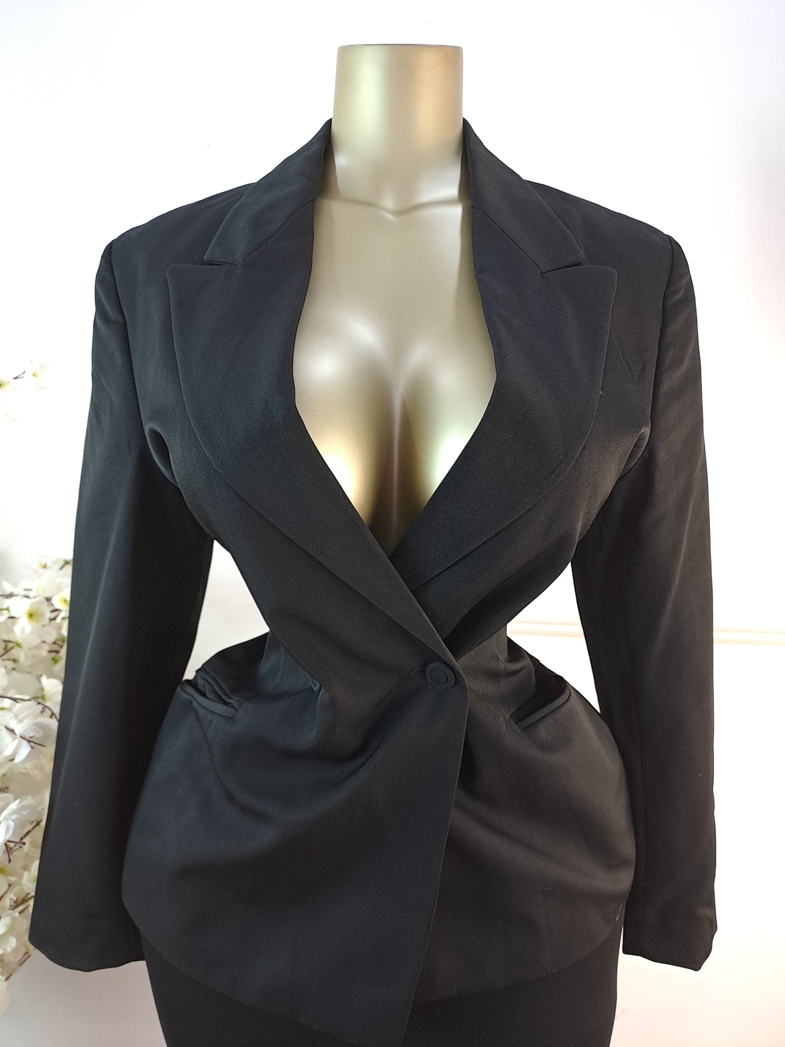 BLAZER UK SIZE 12 [LENGTH 28 INCHES]