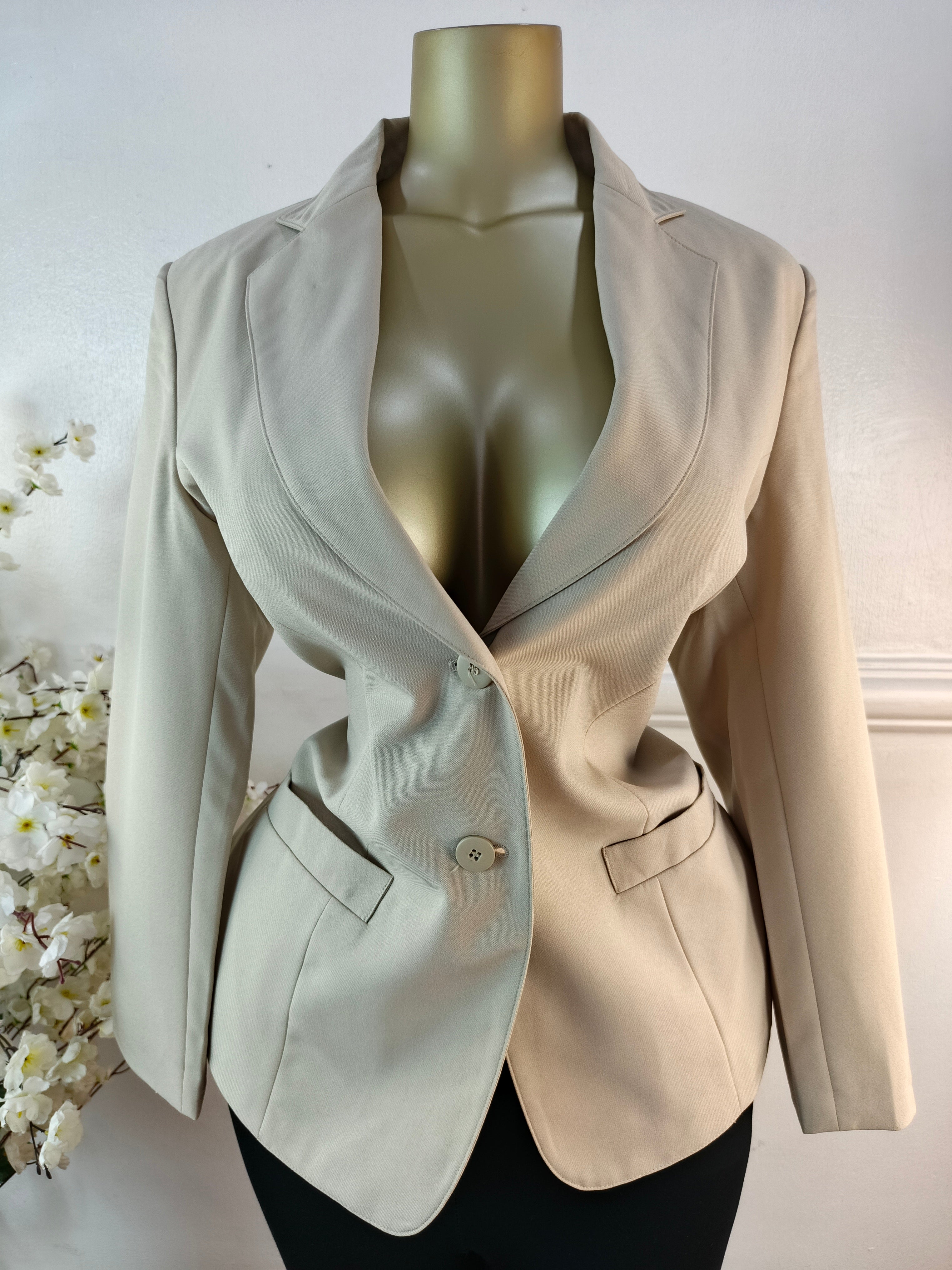 CLASSICS UK SIZE 14 [LENGTH 29 INCHES]