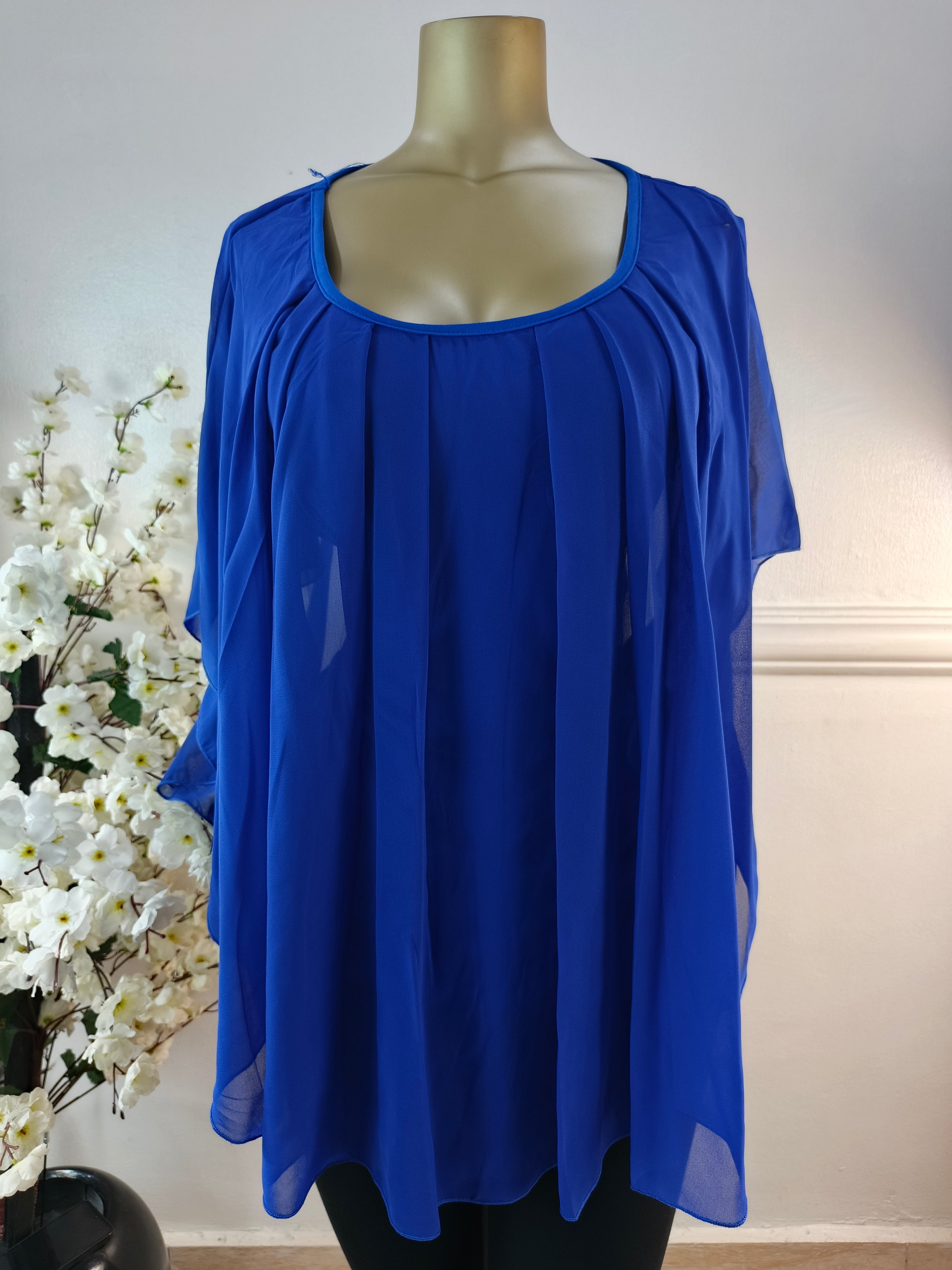 TOP UK SIZE 22