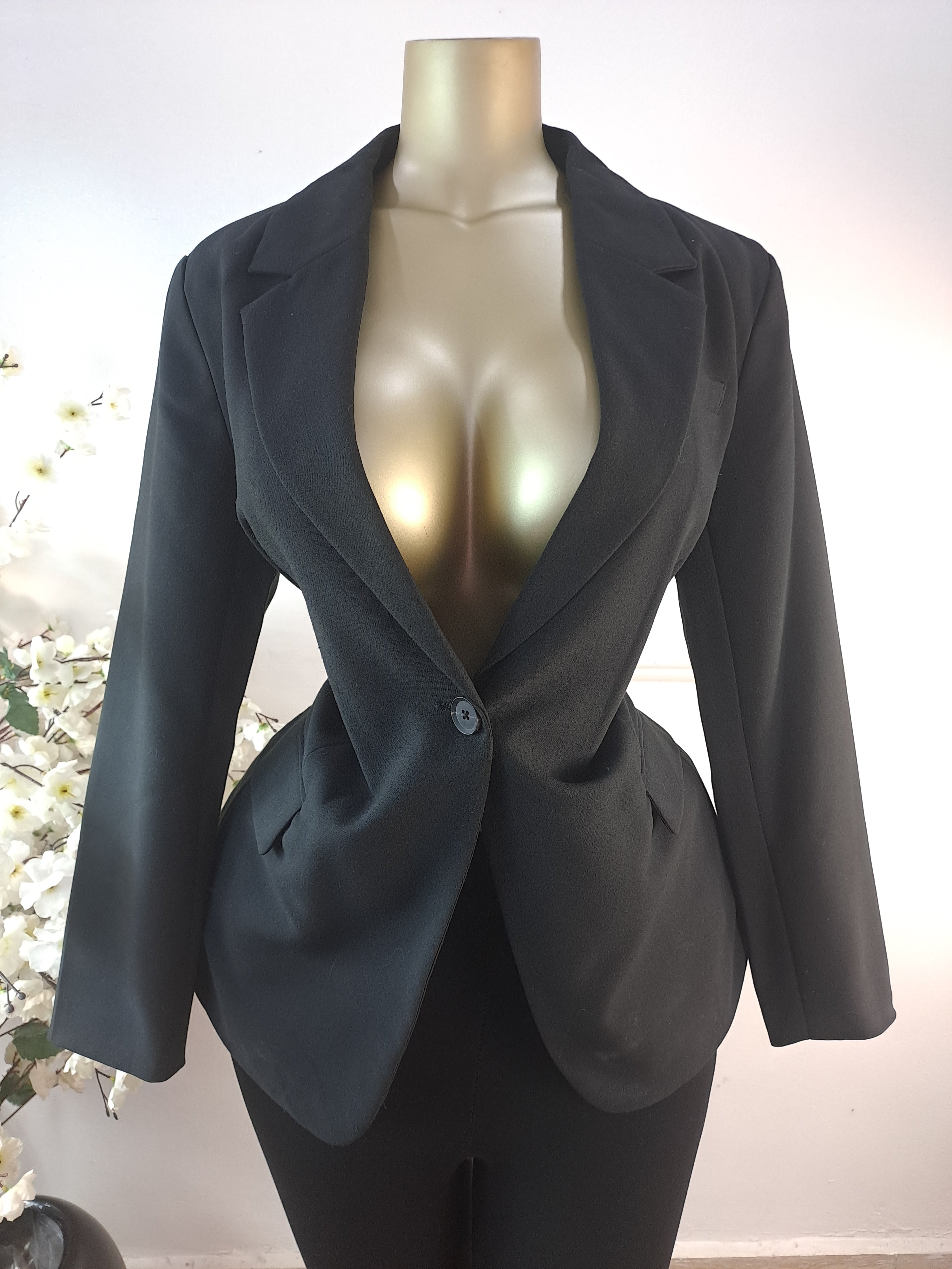 ONLY UK SIZE 12 [LENGTH 30 INCHES]
