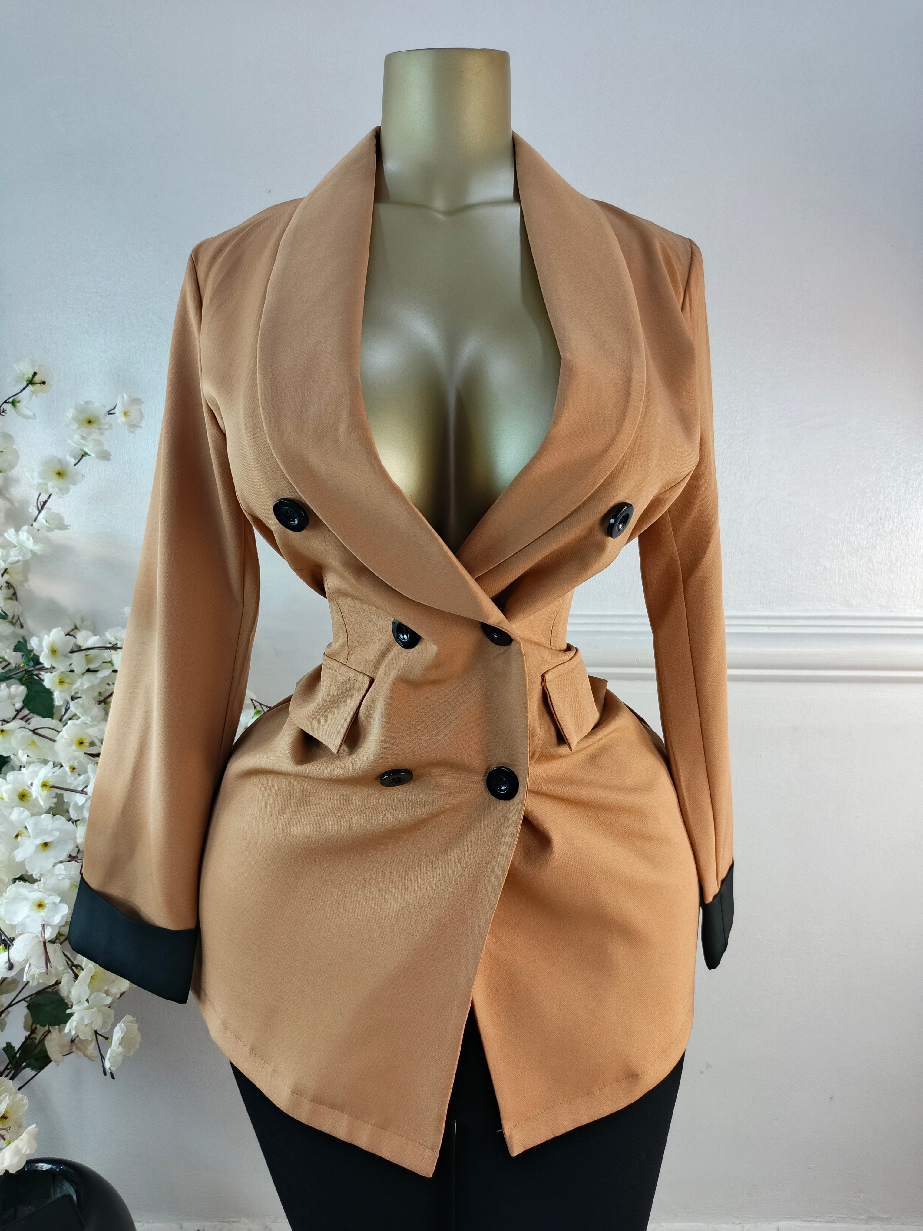 BLAZER UK SIZE 8 [LENGTH 31 INCHES]