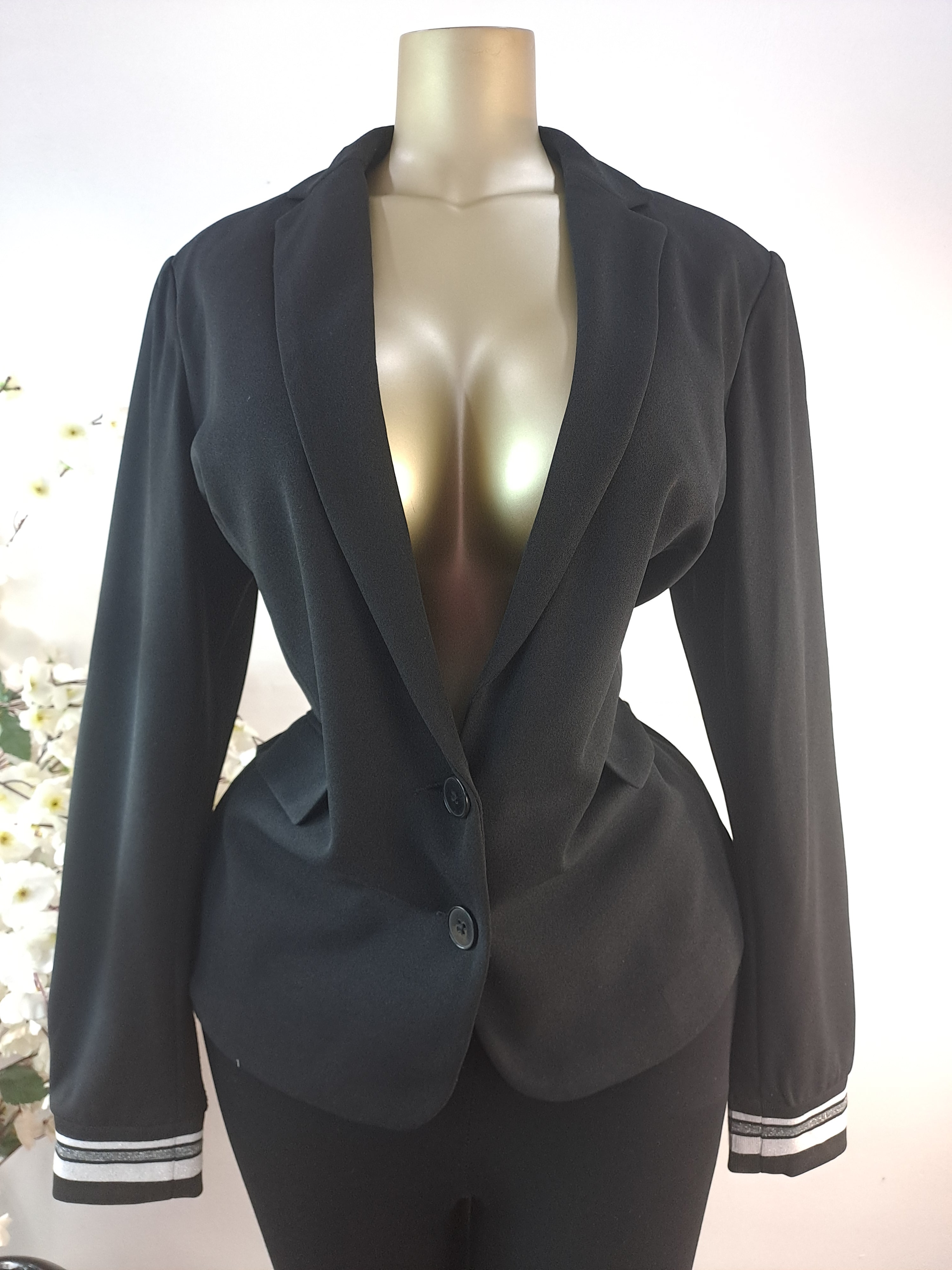 BLAZER UK SIZE 16 [LENGTH 28 INCHES]