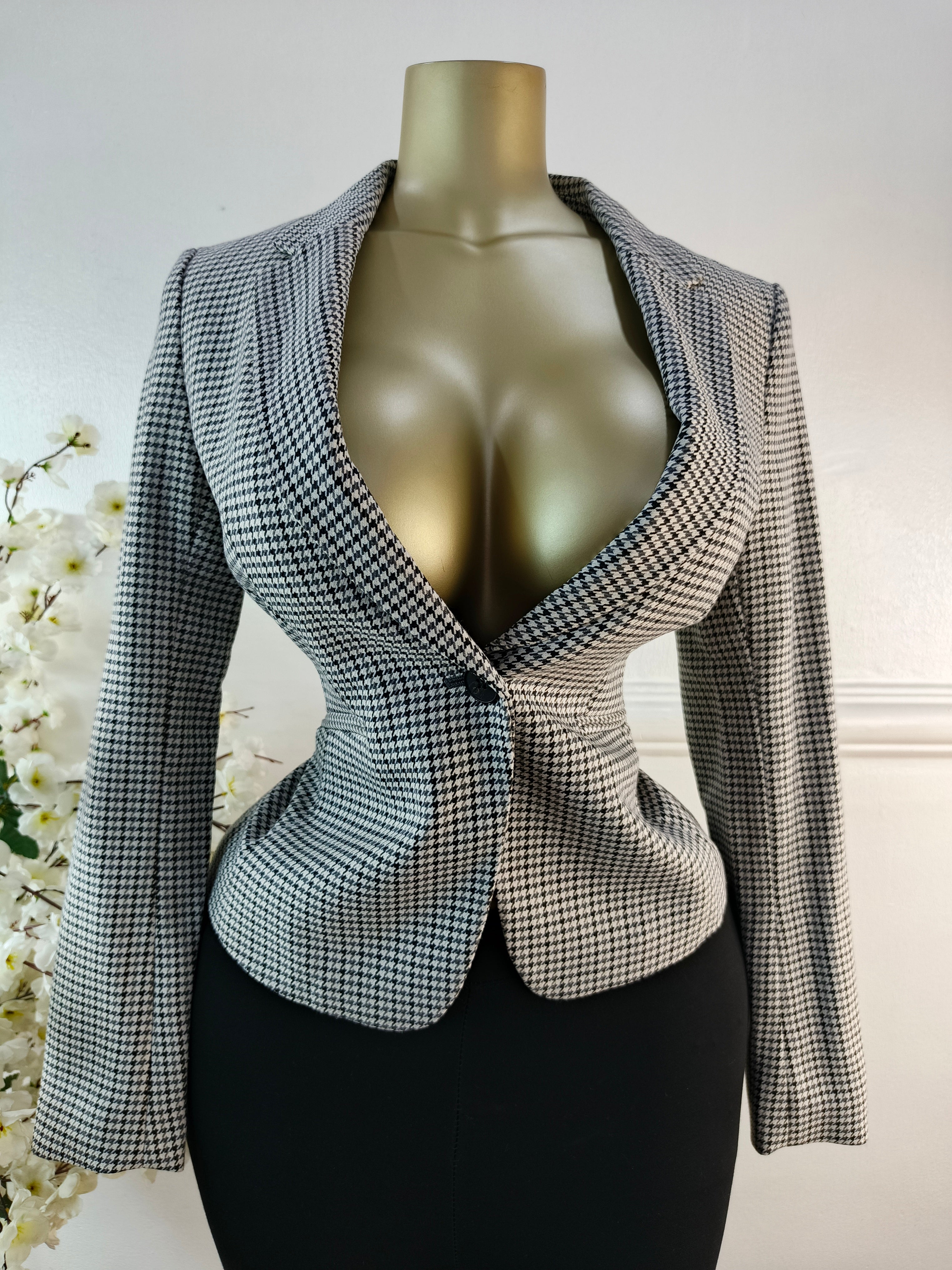 H&M UK SIZE 8 [LENGTH 23 INCHES]