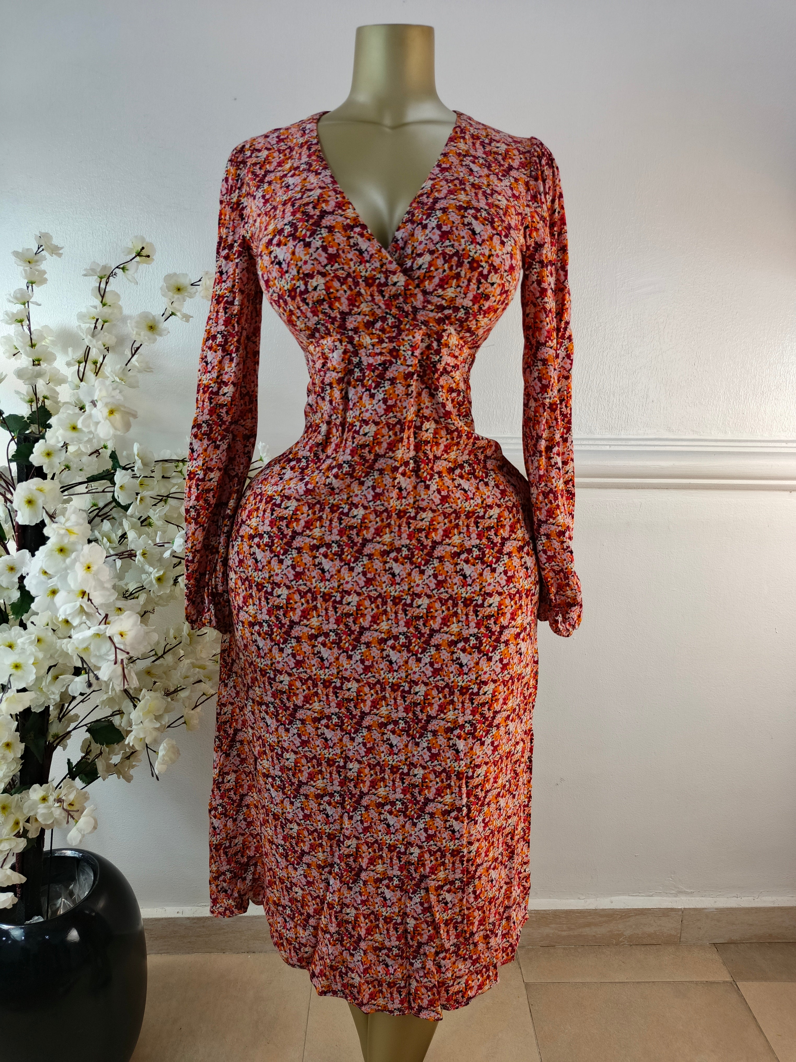DRESS UK SIZE 6 [LENGTH 48 INCHES]