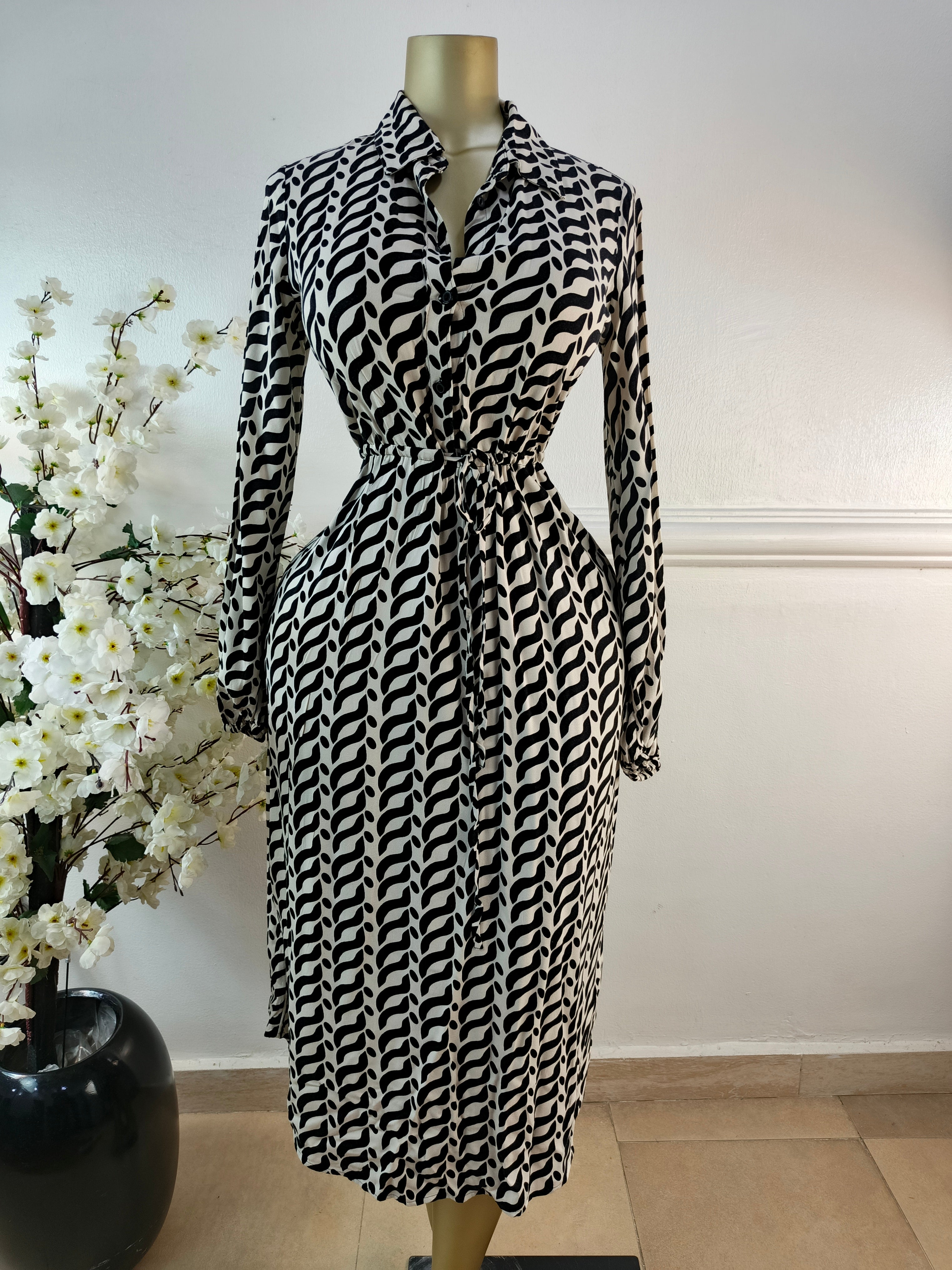 M&S COLLECTION UK SIZE 12 [LENGTH 48 INCHES]