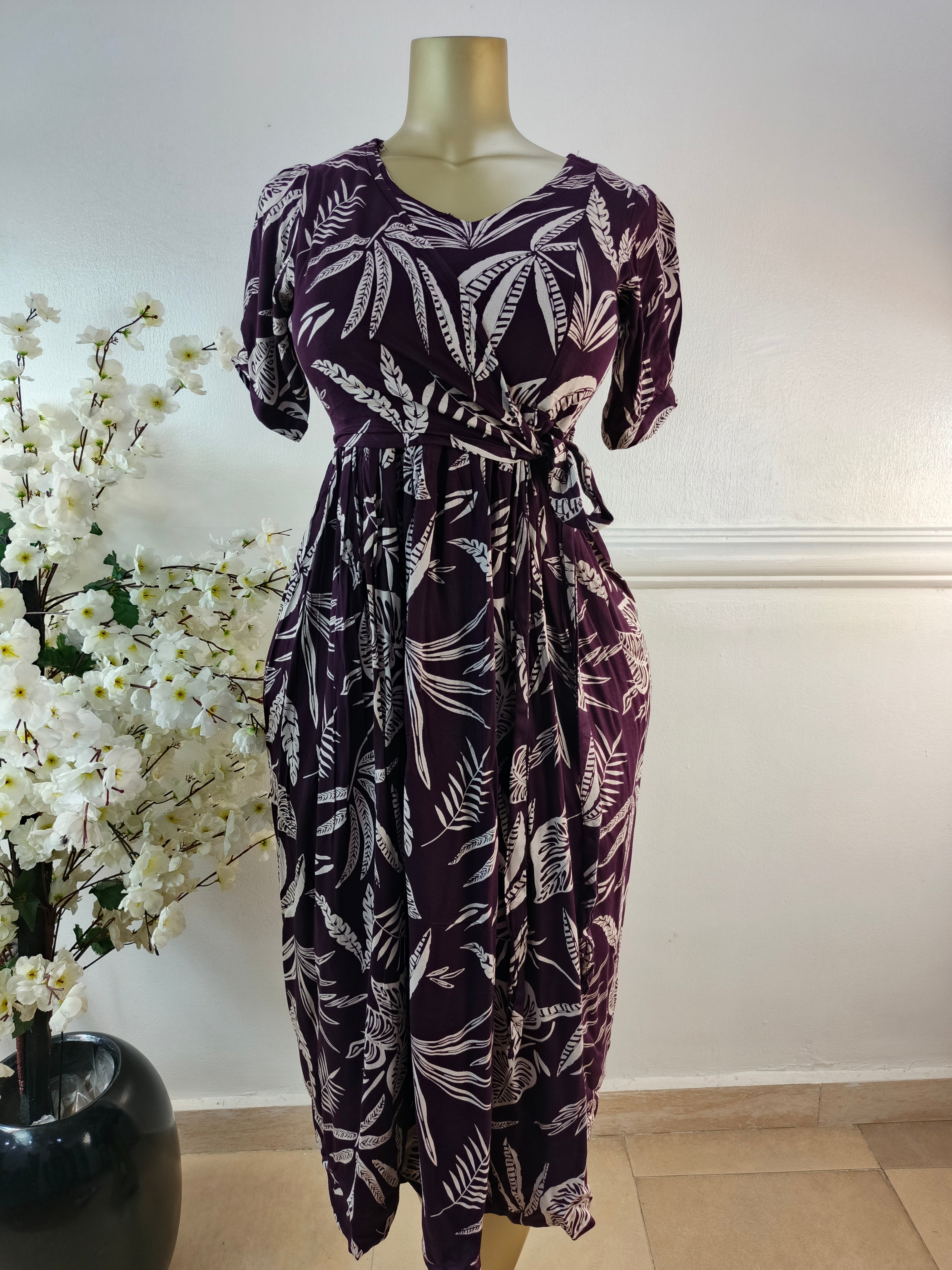 MOMMY MOVIN UK SIZE 8 [LENGTH 46 INCHES]