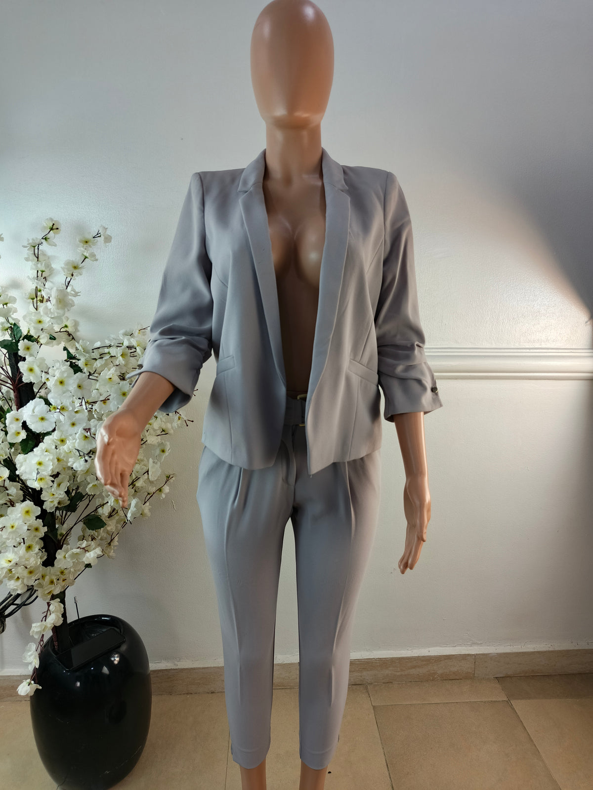 RIVER ISLAND UK SIZE 8 [LENGTH 23 INCHES, TL35, TWO PIECE]