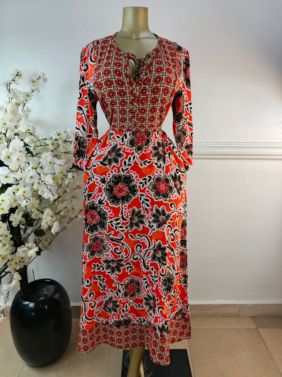 MYLEENE KLASS UK SIZE 12 [LENGTH 54 INCHES]
