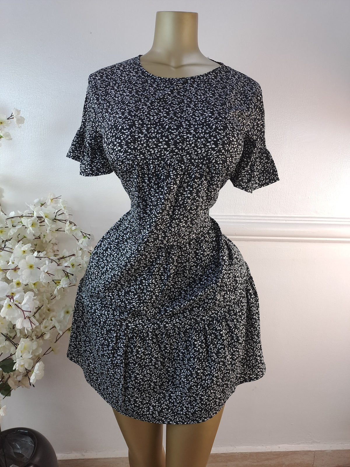 SHEIN UK SIZE 8 [LENGTH 36 INCHES]
