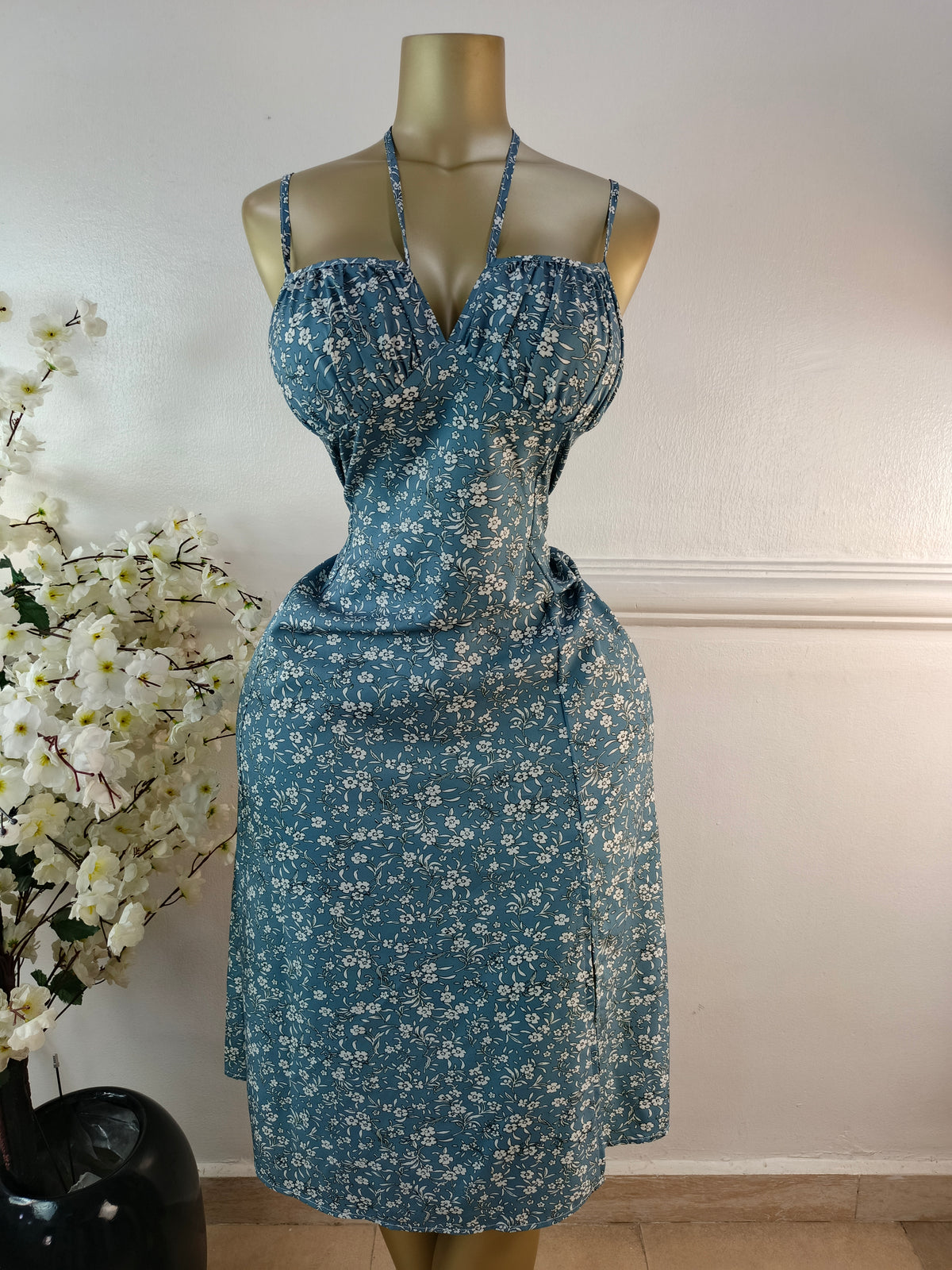 DRESS UK SIZE 6 [LENGTH 38 INCHES]