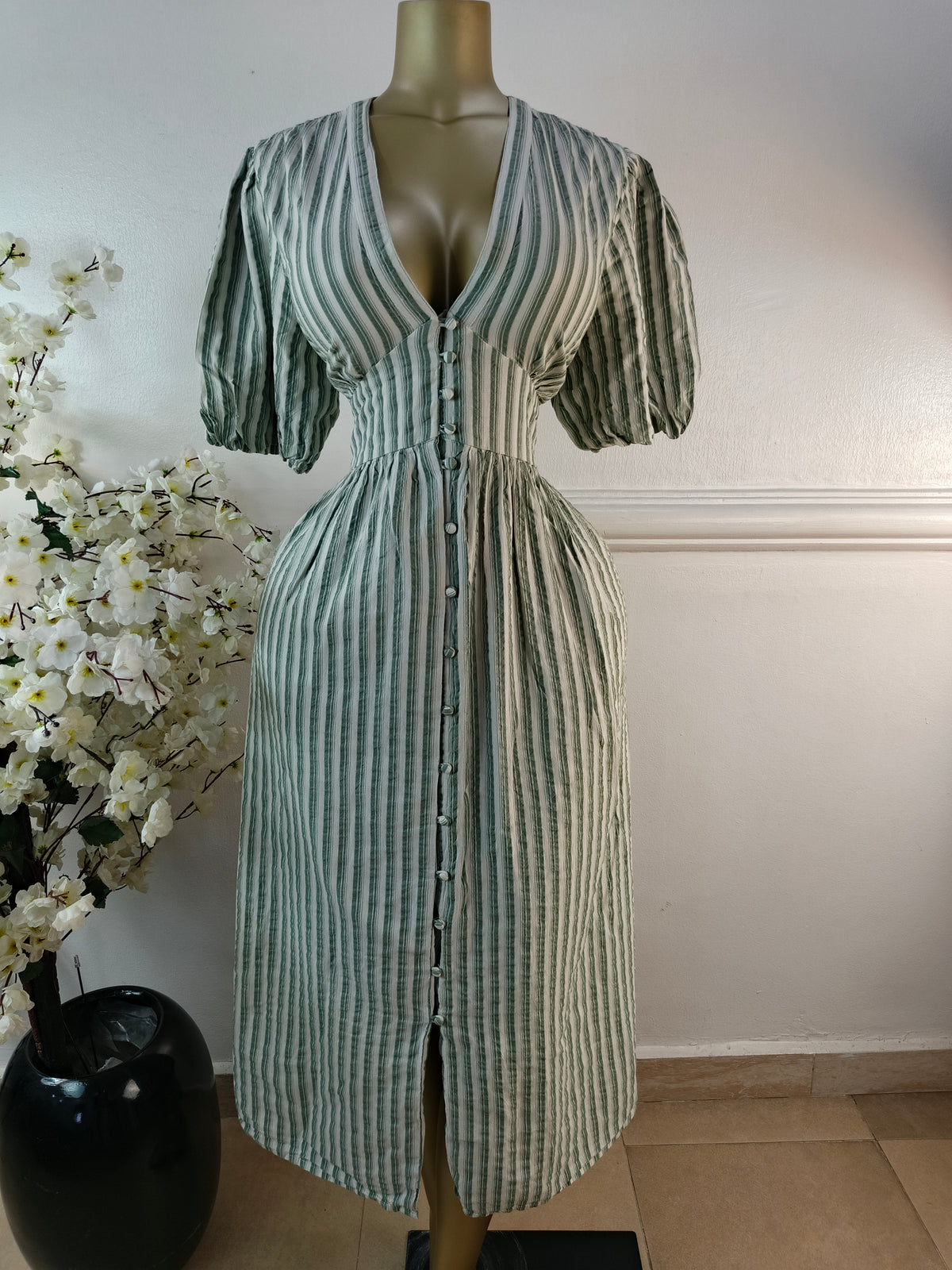 NOBODY'S CHILD UK SIZE 18 [LENGTH 51 INCHES]