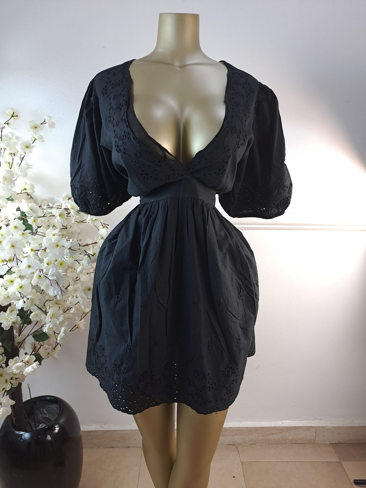 RIVER ISLAND UK SIZE 20 [LENGTH 38 INCHES]