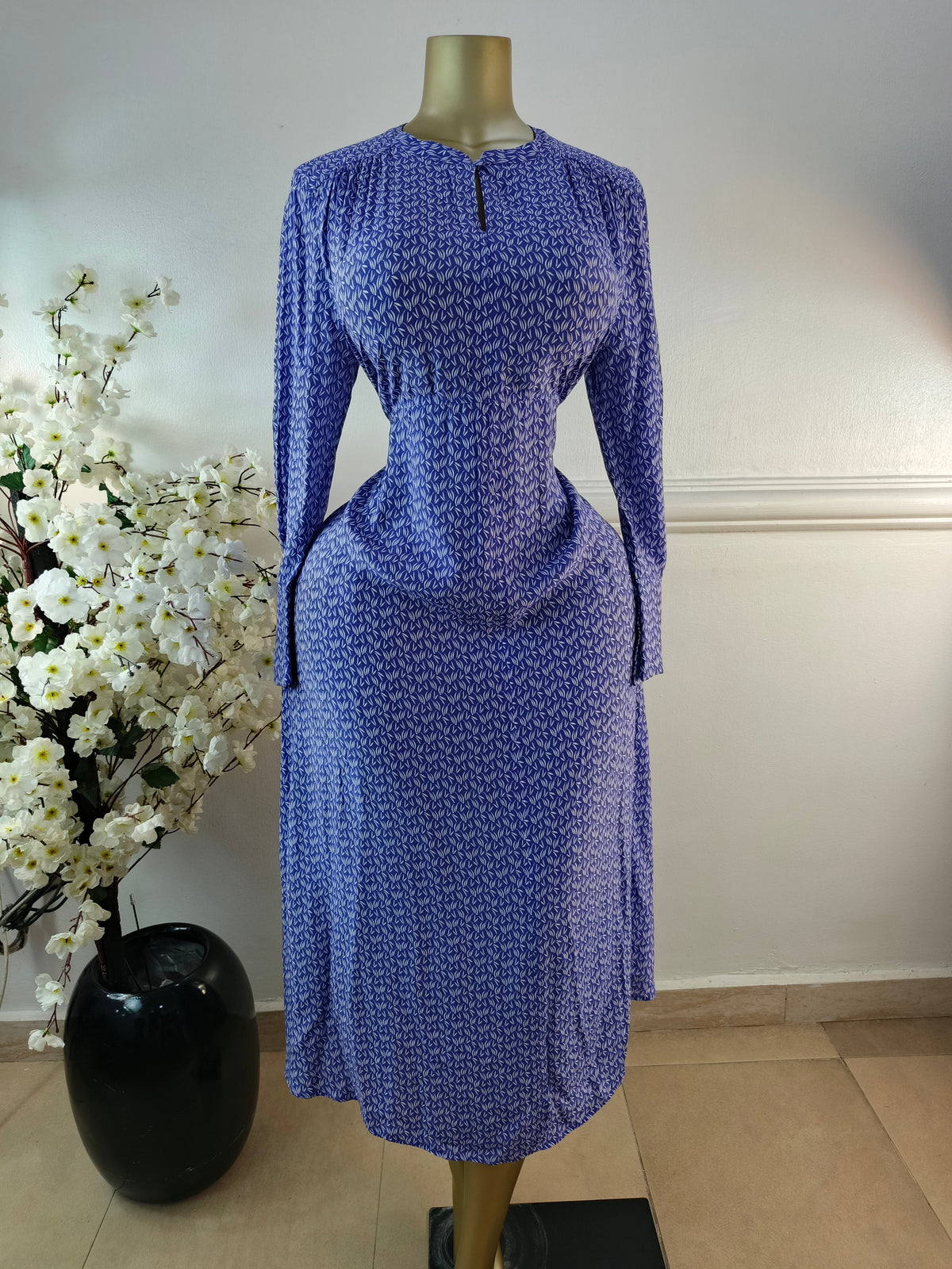 AUTOGRAPH UK SIZE 14 [LENGTH 52 INCHES]