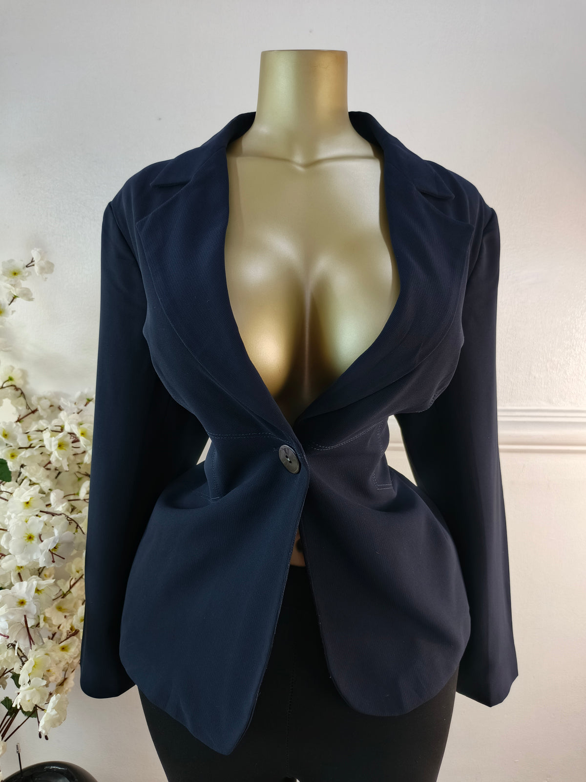 WALLIS UK SIZE 18 [LENGTH 27 INCHES]
