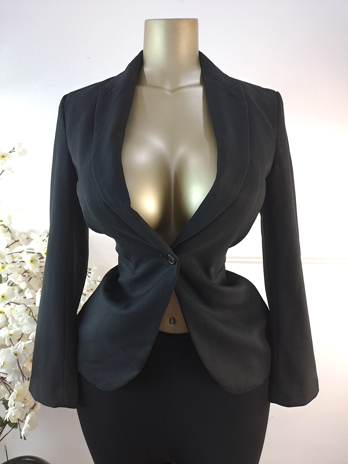 H&M UK SIZE 6 [LENGTH 26 INCHES]