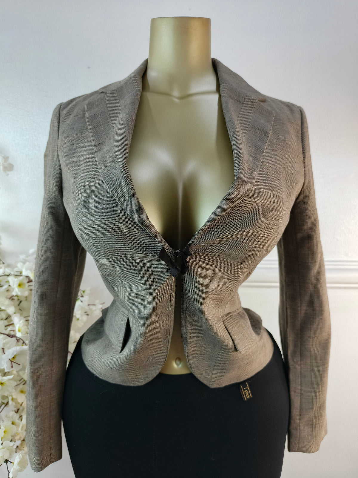 ZARA BASIC UK SIZE 6 [LENGTH 21 INCHES]